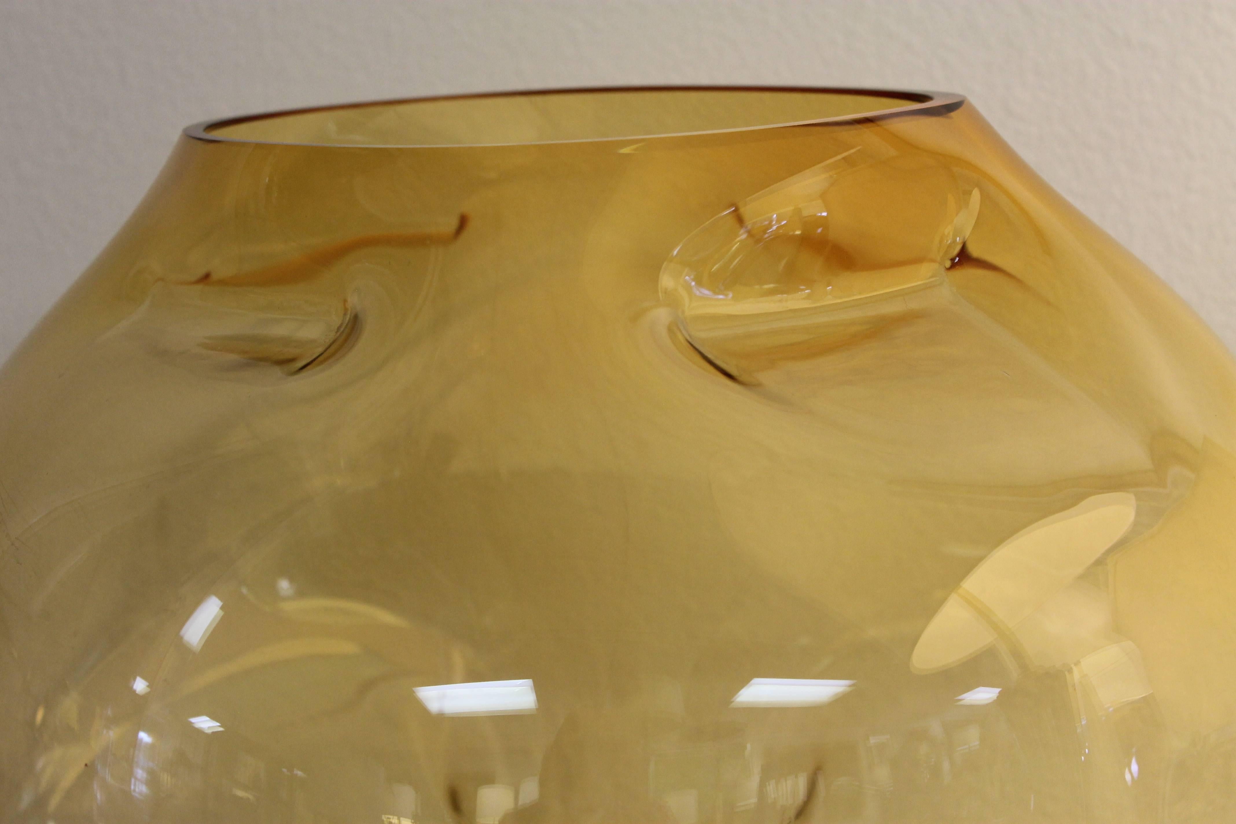 Italian Tony Zuccheri Glass Vase