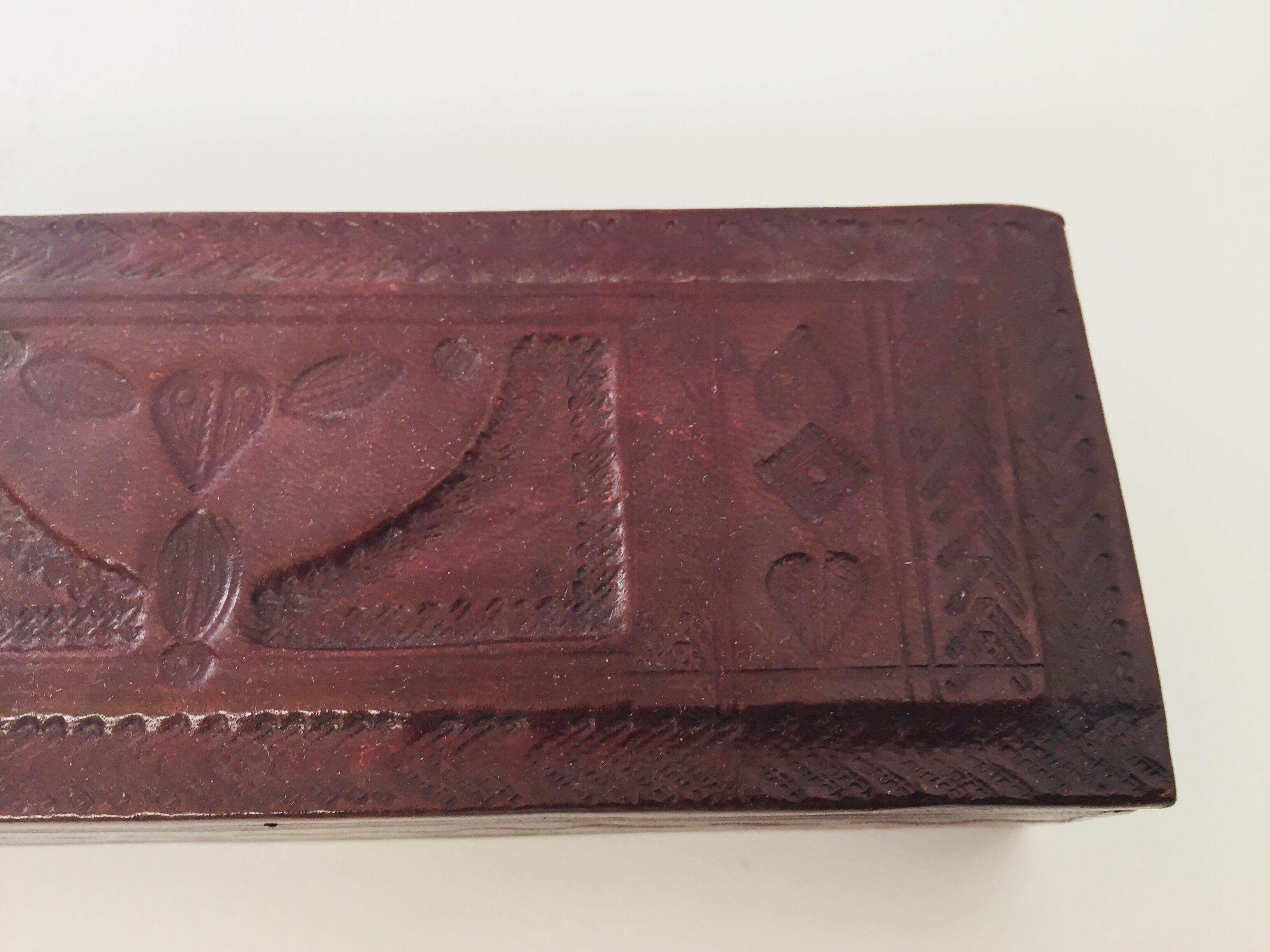 Hand-Crafted Tooled Brown Leather African Tuareg Box For Sale