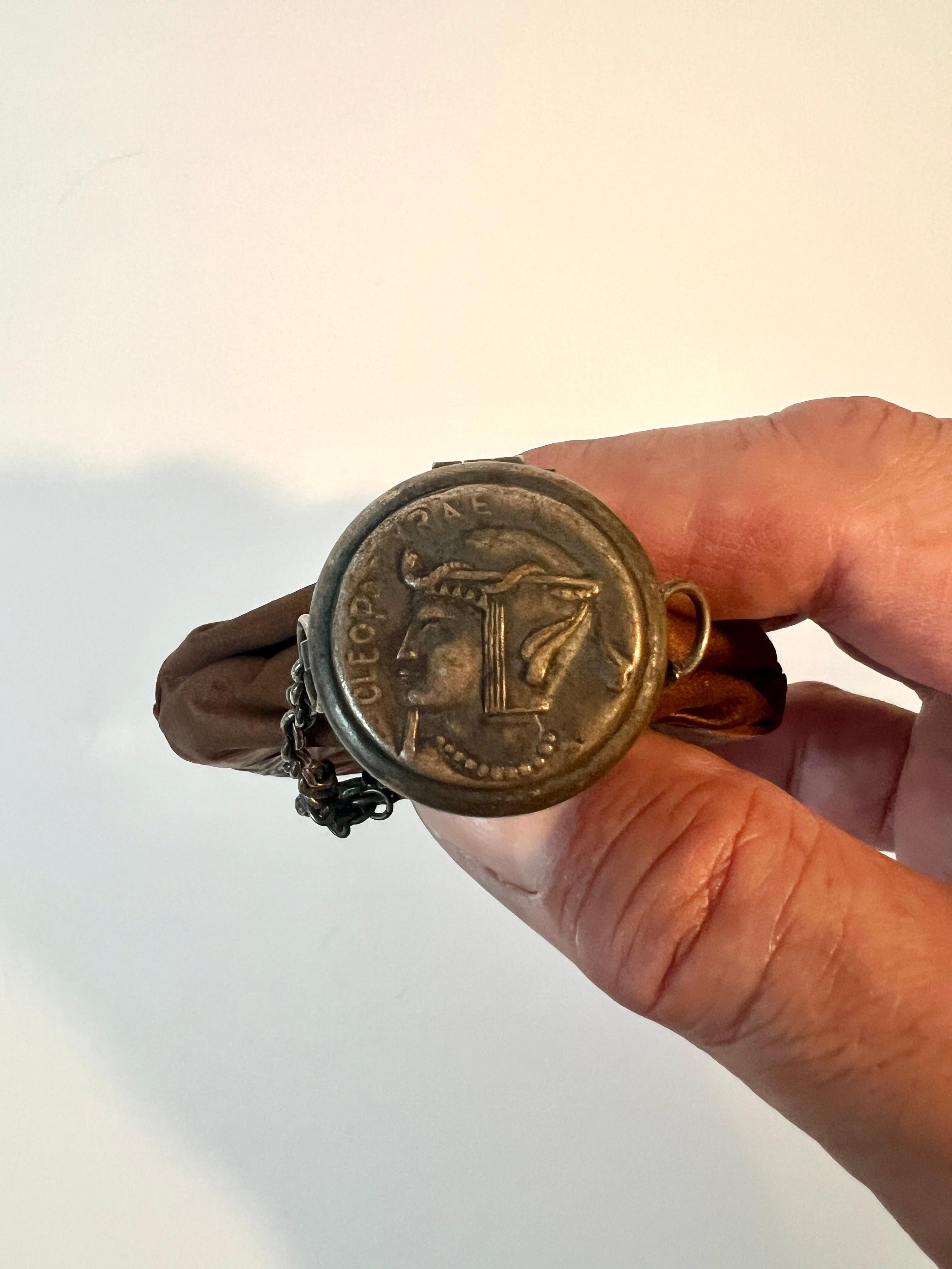 Belge Sacoche extensible en cuir toilé en vente