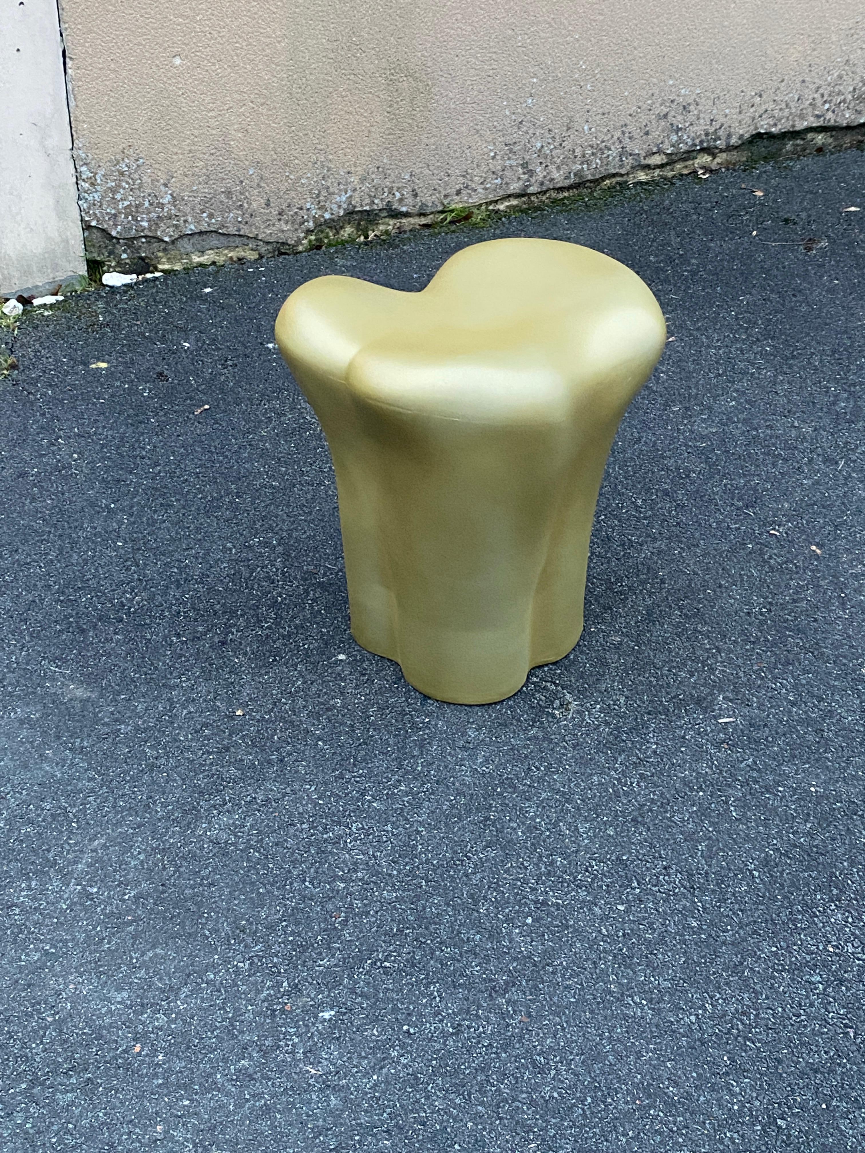 Contemporary Tooth 
