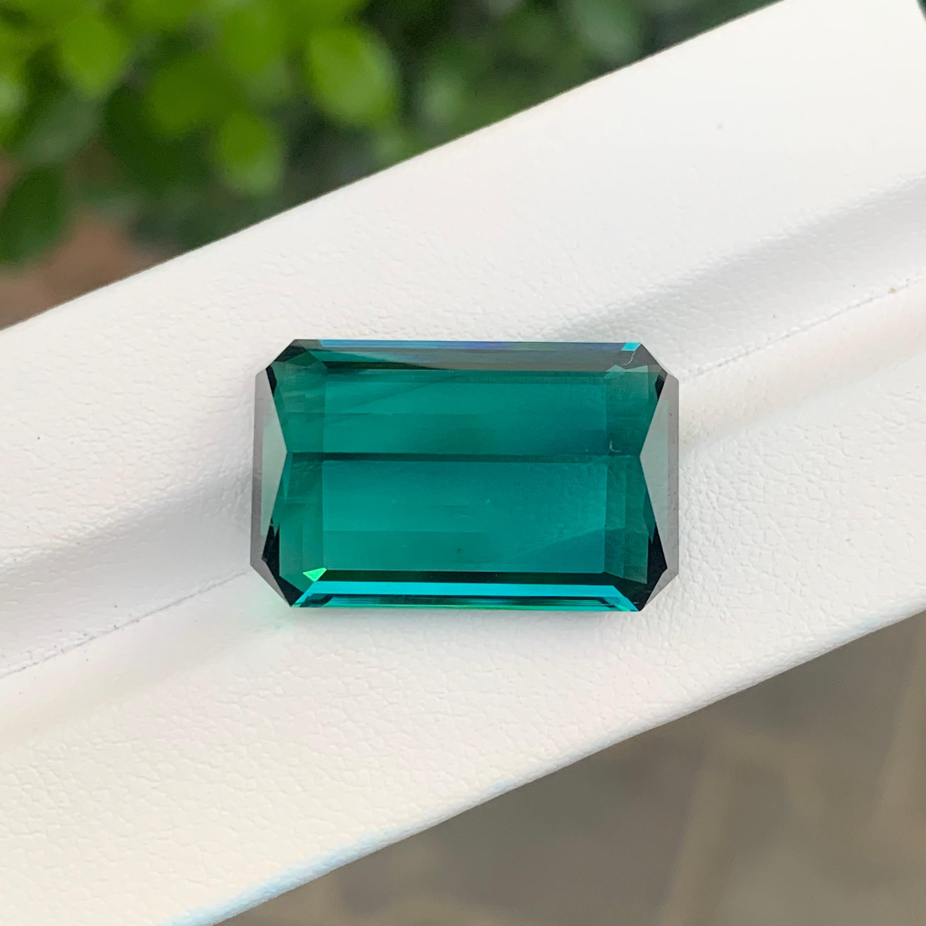 Top AAA Quality 26.80 Carat Natural Loose Blue Green Tourmaline Gemstone en vente 1