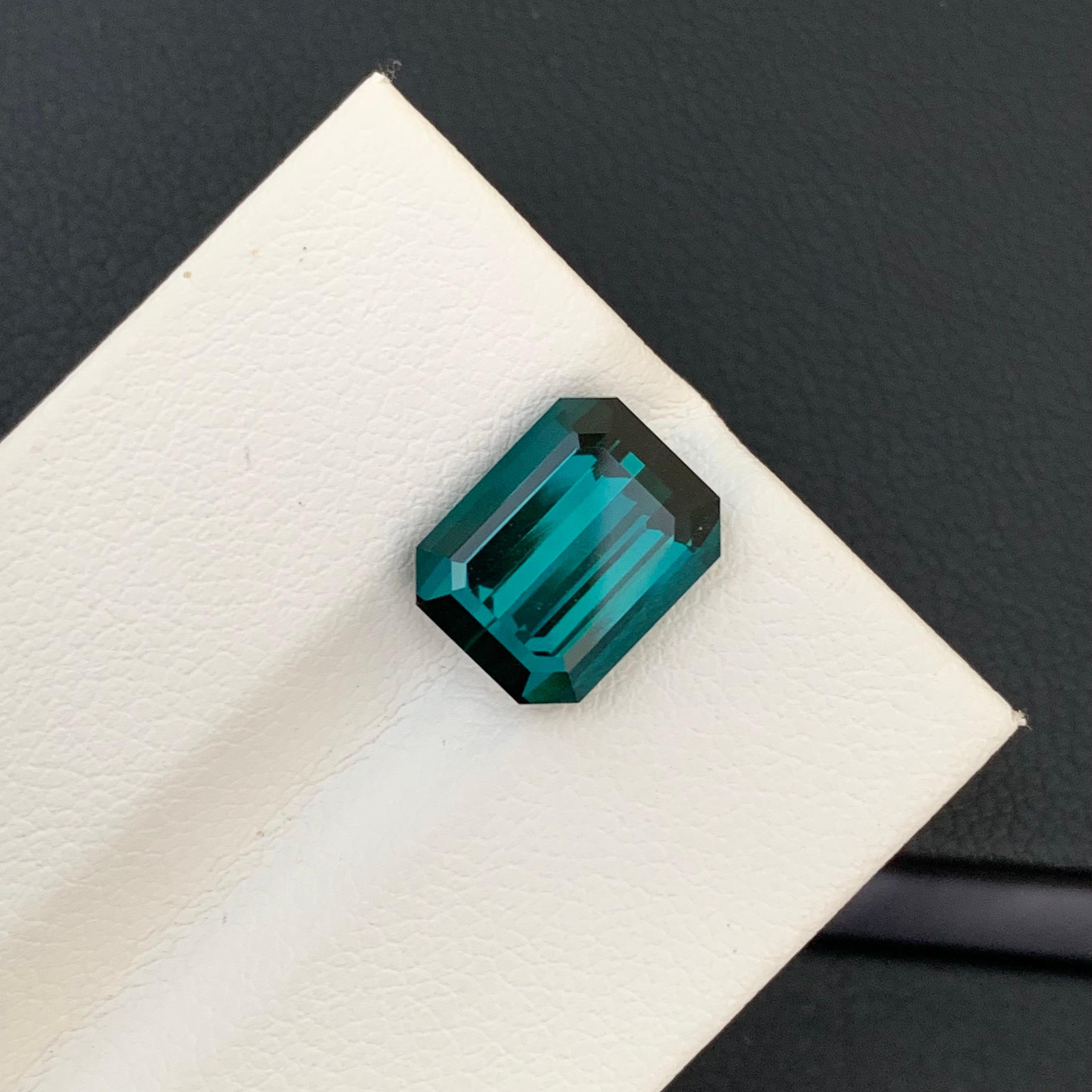 Top AAA Qualität 4,55 Karat Natürlicher loser Indicolith Turmalin Smaragd Form Edelstein im Angebot 1