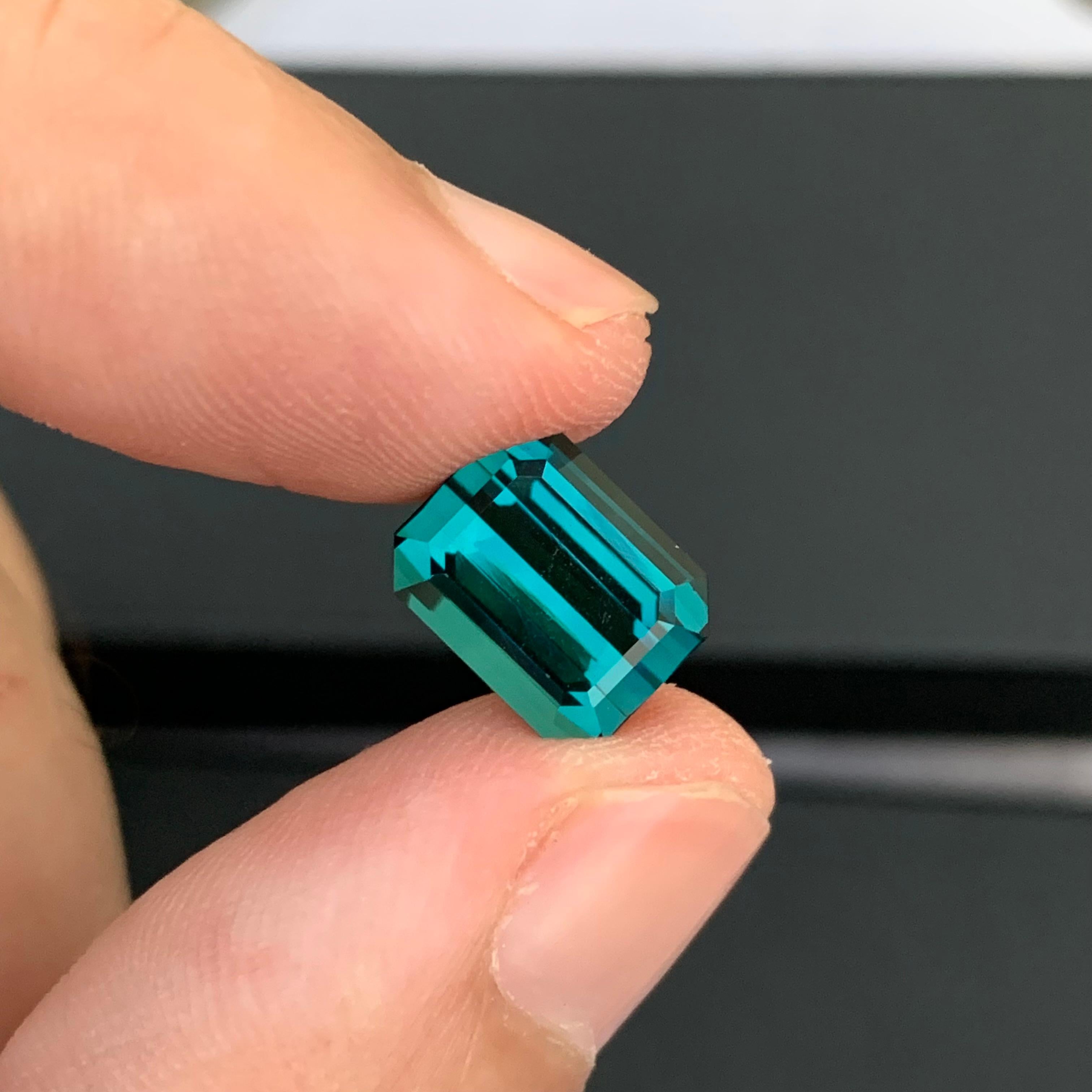 Top AAA Qualität 4,55 Karat Natürlicher loser Indicolith Turmalin Smaragd Form Edelstein im Angebot 3