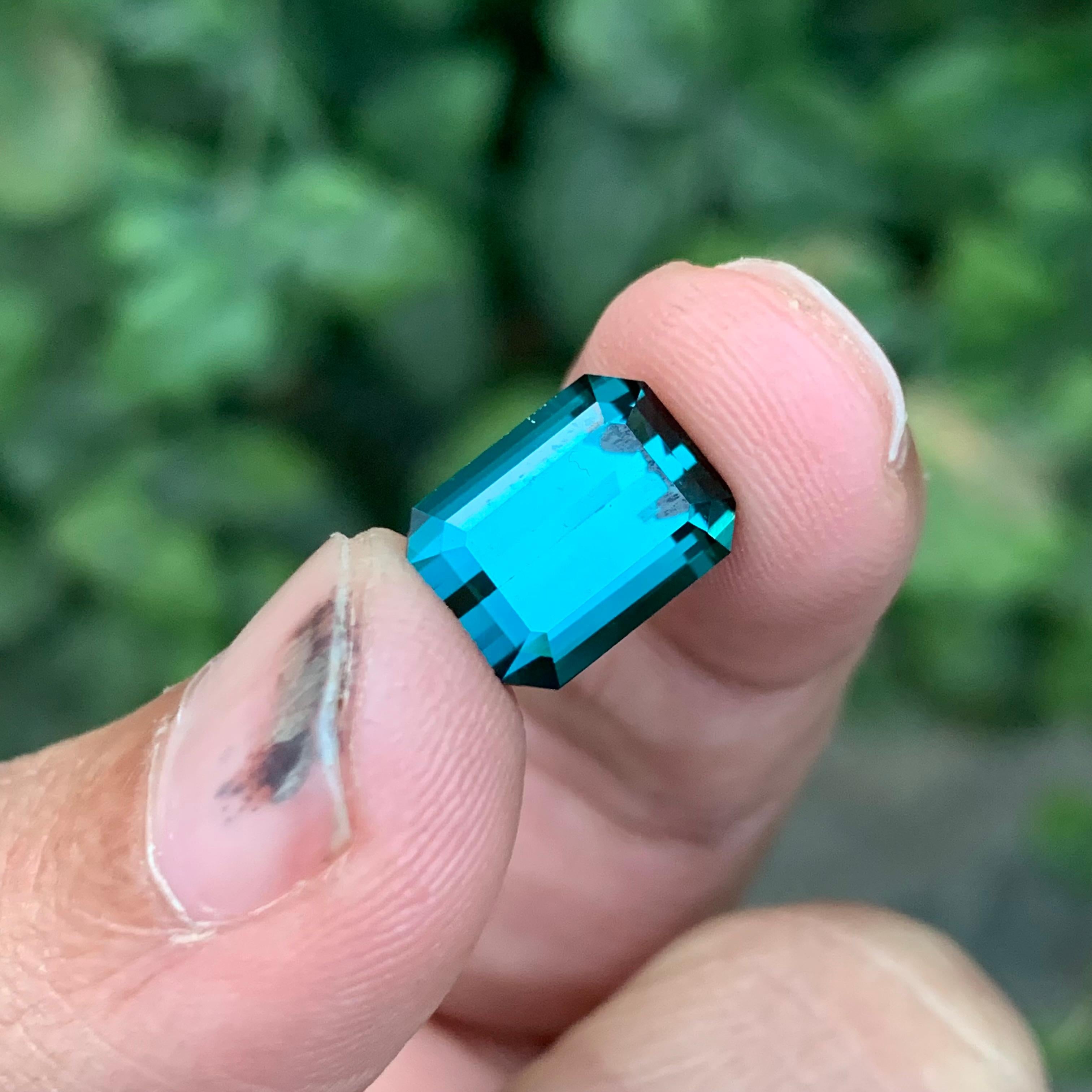 Top AAA Quality 5,40 Carat Natural Loose Indicolite Tourmaline Gemstone In condizioni Nuovo in vendita a Peshawar, PK