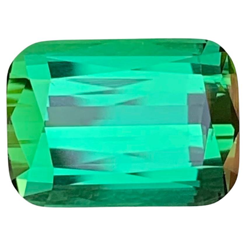 Qualità top AAA Gemma sfaccettata di tormalina verde a forma di cuscino da 6,70 carati naturali in vendita