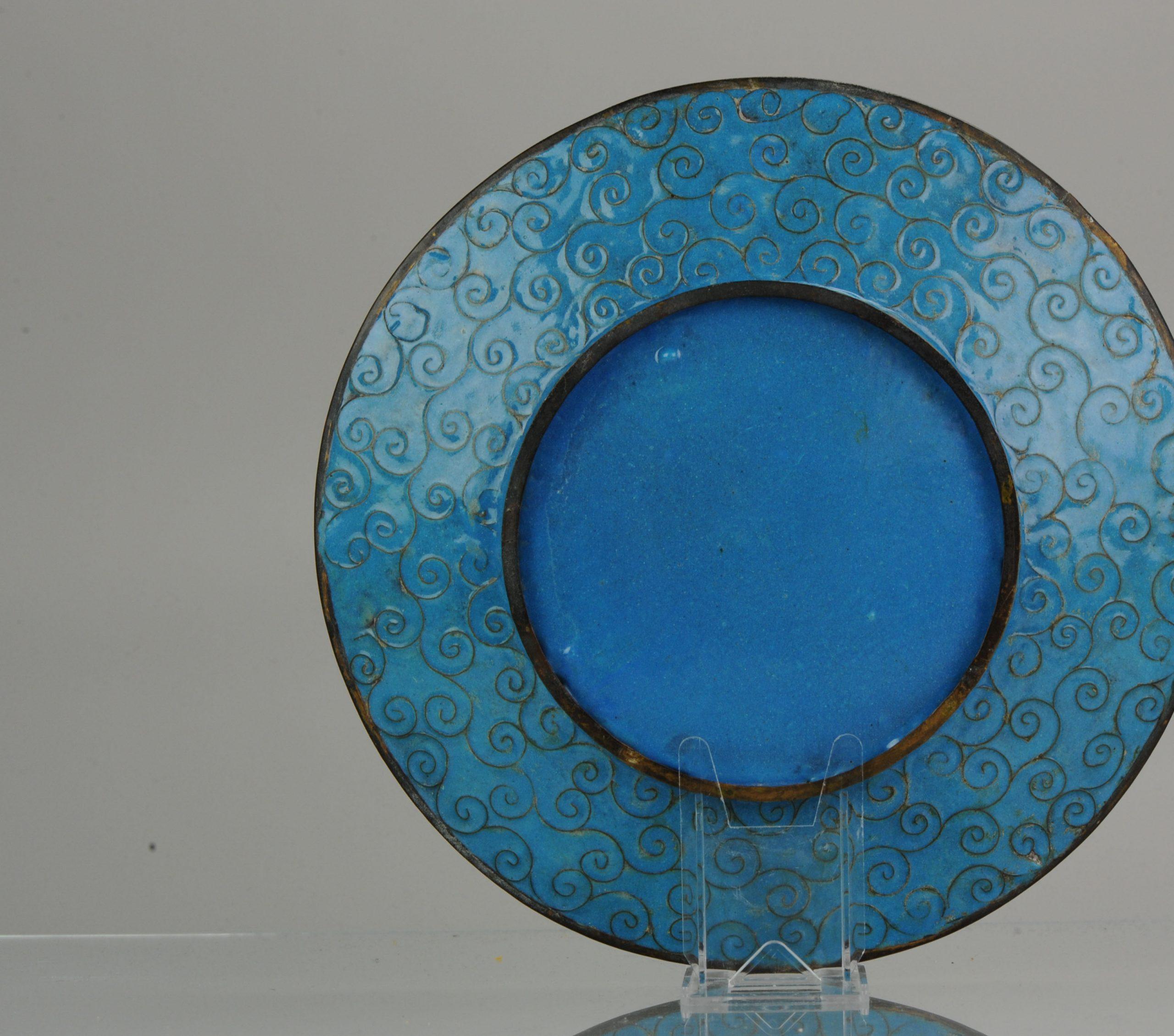 Top and Large Antique Bronze/Copper Cloisonné Dish Plate Japan 19th Century Bird In Good Condition In Amsterdam, Noord Holland