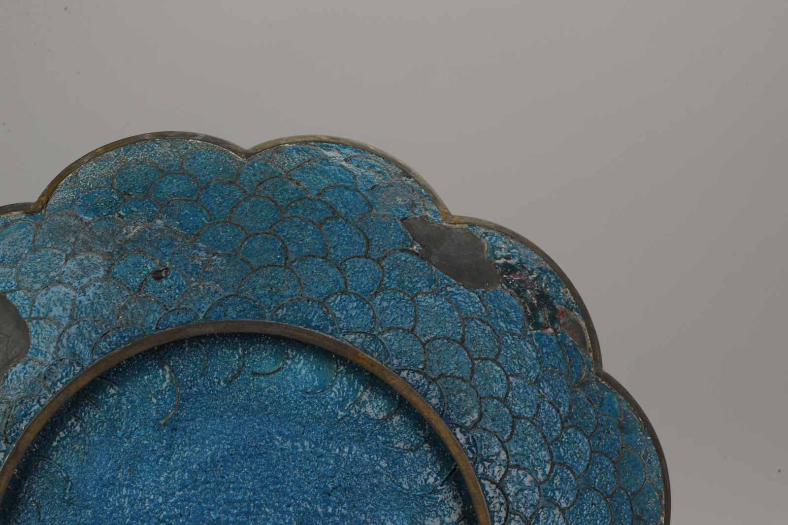 Oberteil und großer antiker Bronze/Kupfer Cloisonné-Teller Japan 19. im Angebot 11