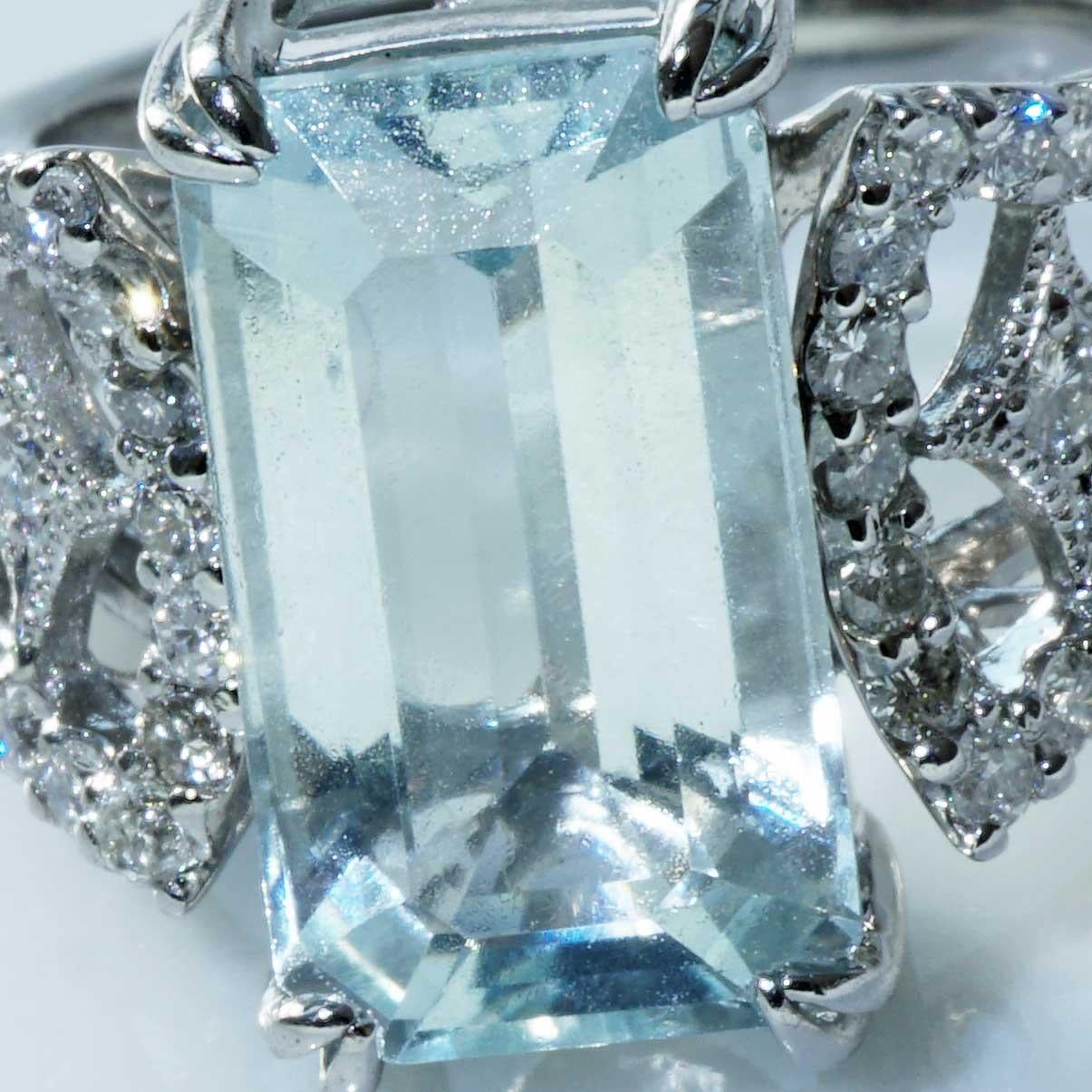Top Aquamarin Brilliant Ring Platinum 4.40 ct 0.52 ct so elaborately designed 6