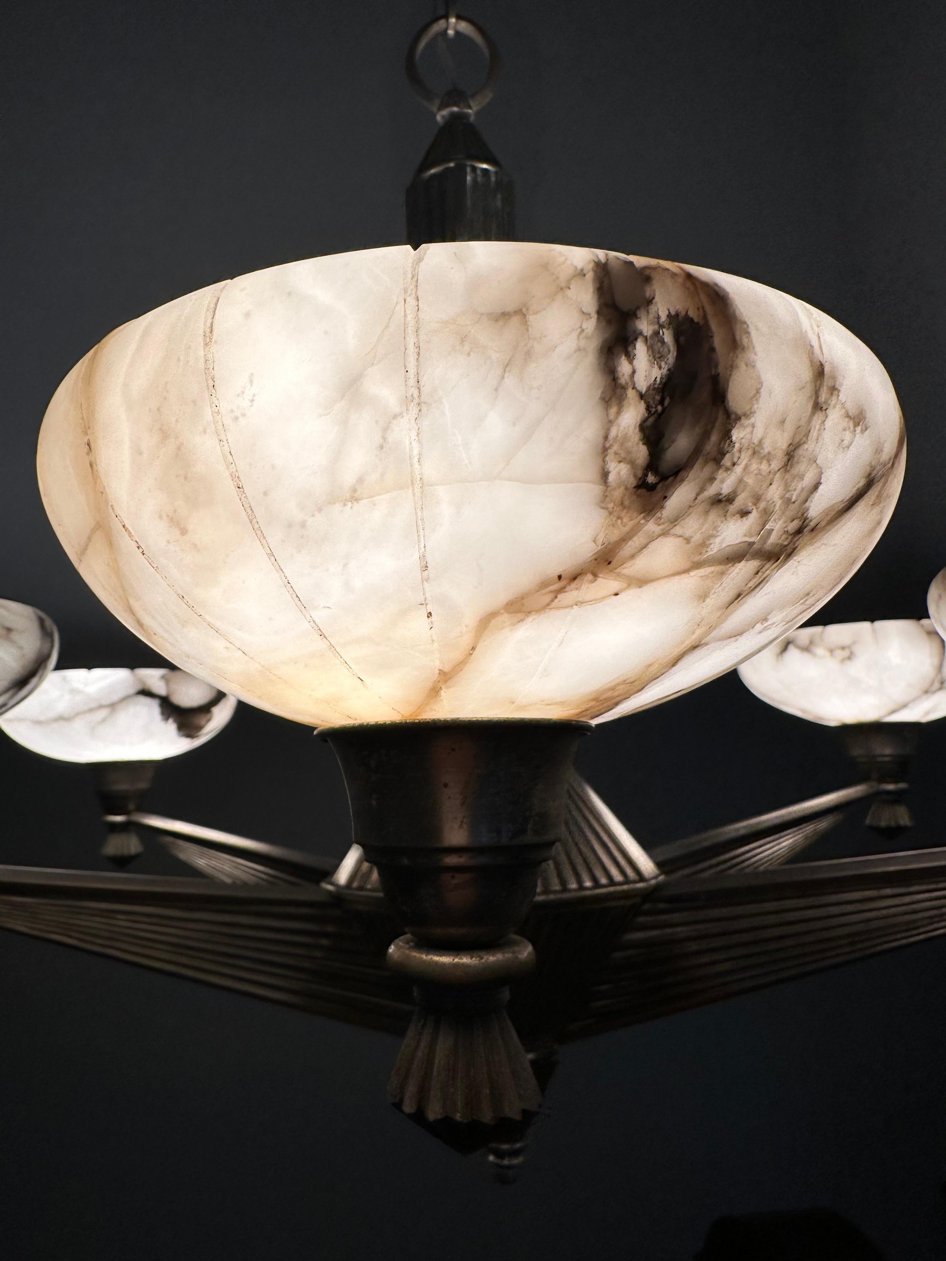 Top Art Deco Design Silvered Bronze and Six Alabaster Shades Chandelier, 1920 For Sale 11
