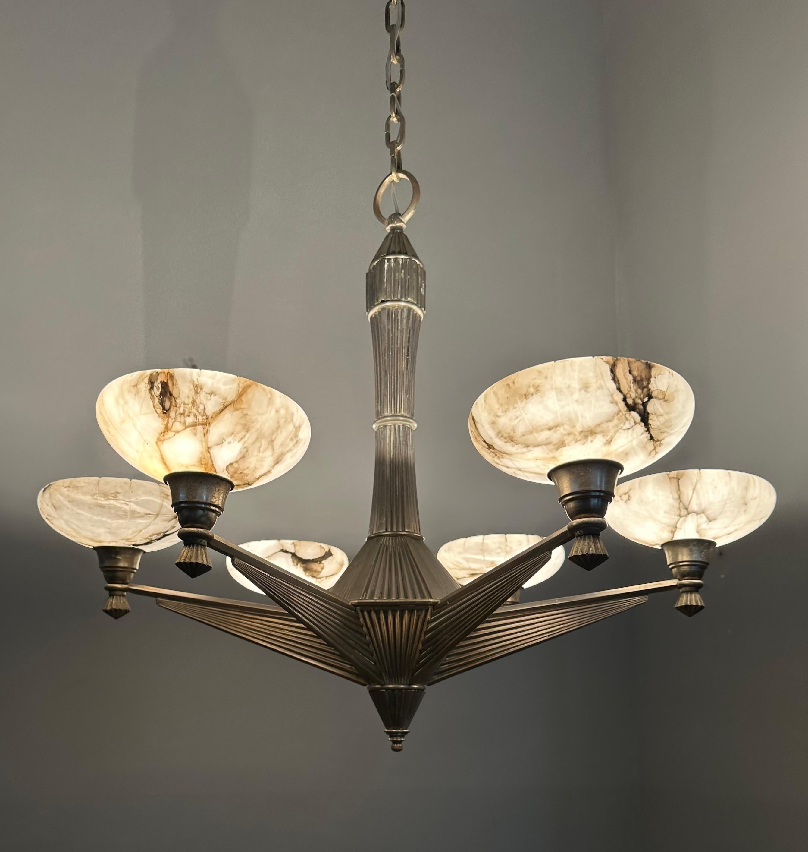 Top Art Deco Design Silvered Bronze and Six Alabaster Shades Chandelier, 1920 For Sale 12