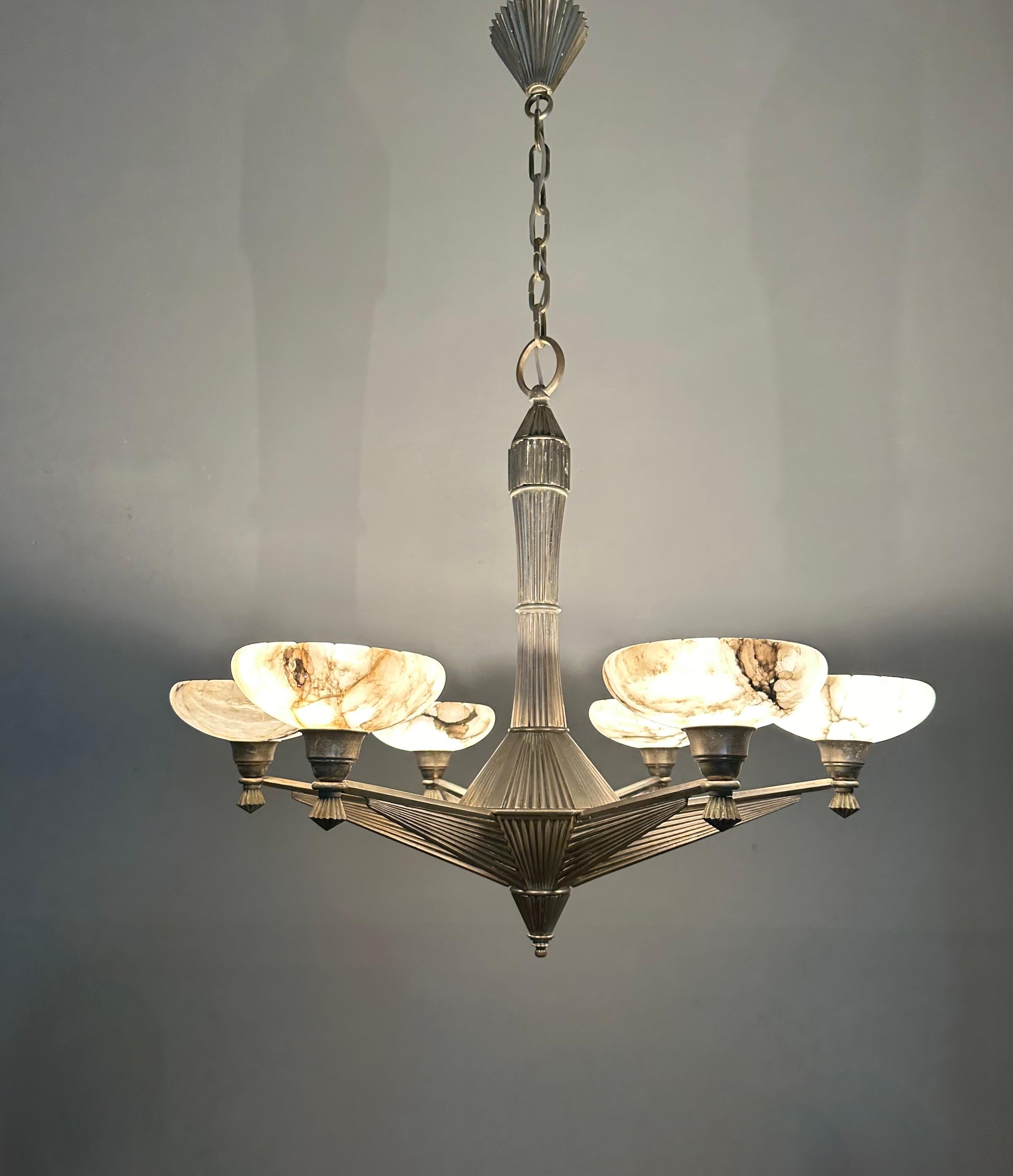 Top Art Deco Design Silvered Bronze and Six Alabaster Shades Chandelier, 1920 For Sale 13