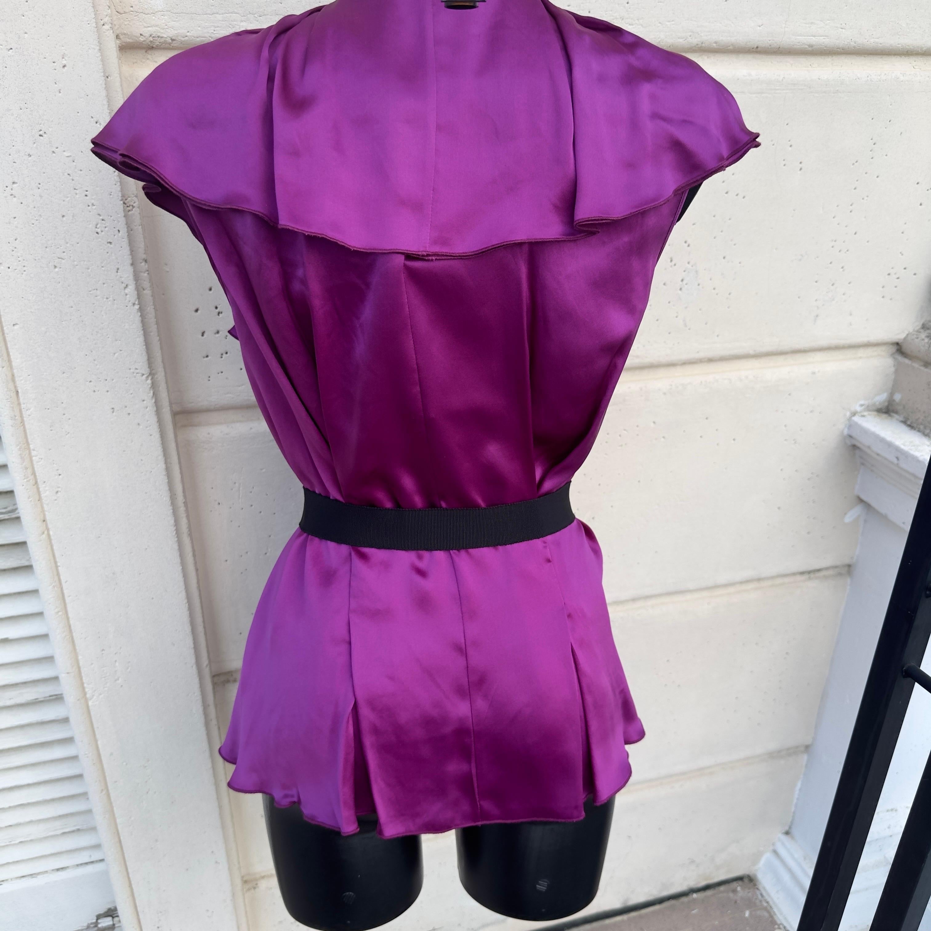 Women's Top con volant Gianfranco Ferre’ nuovo con cartellino