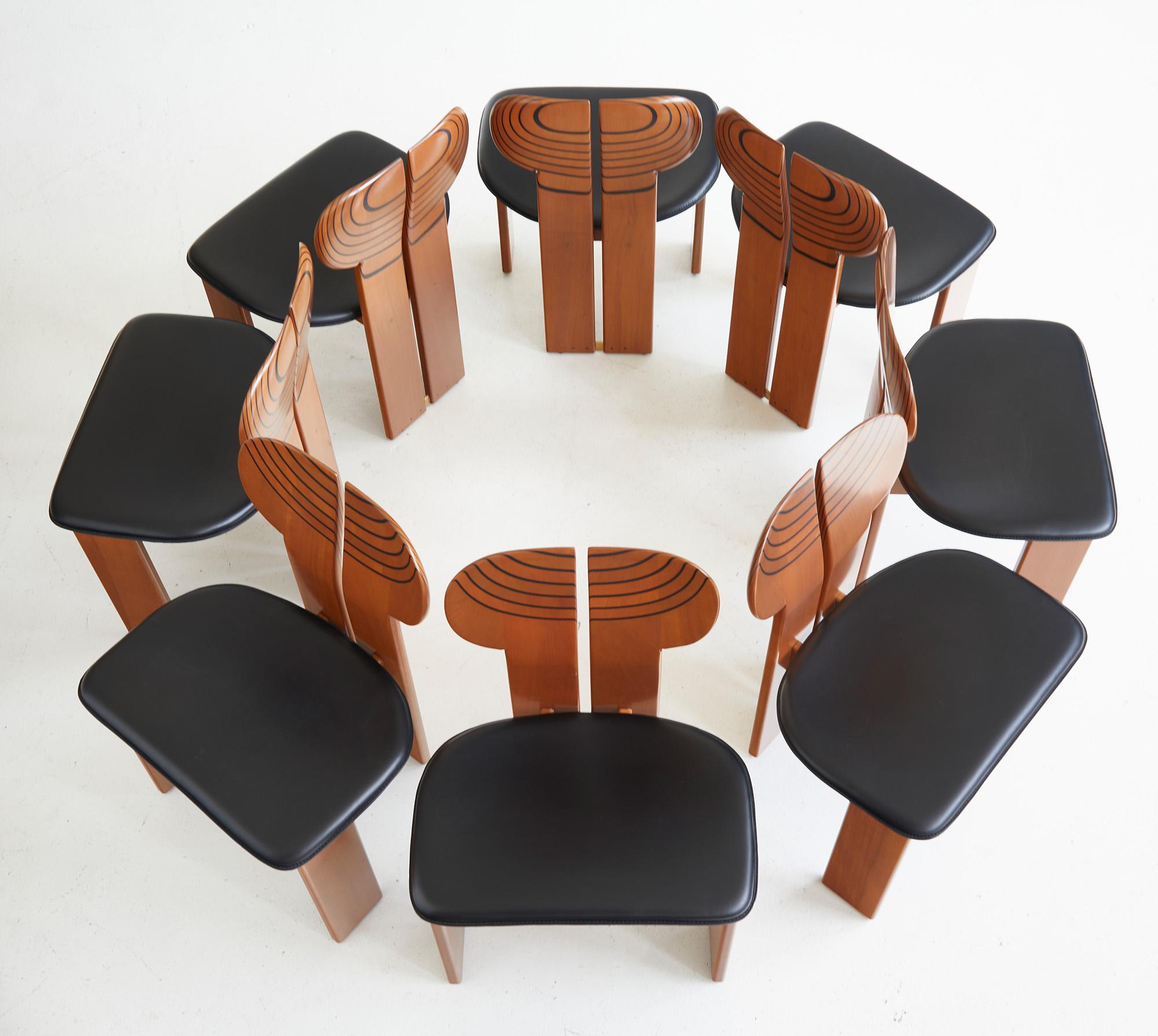 Top Condition set of 8 