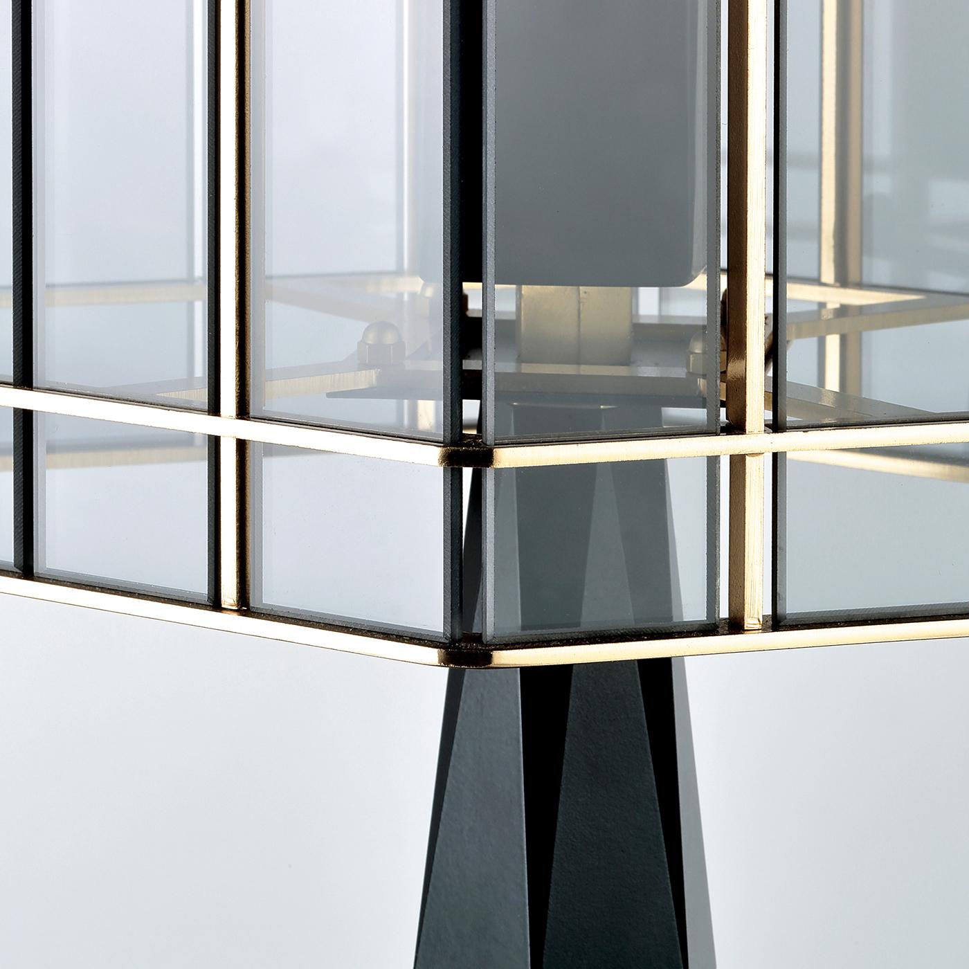 Art Deco Top Glass Table Lamp For Sale