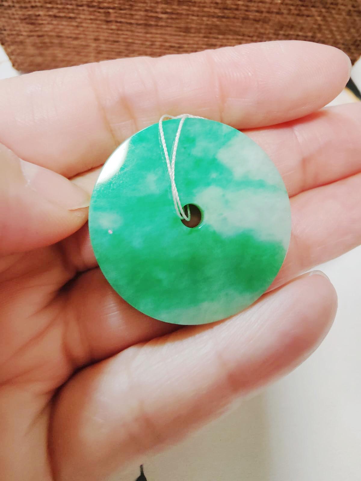 Top Grade Natural Icy Type Imperial Green Halo Donut Jadeite Jade Loose Stone For Sale 5