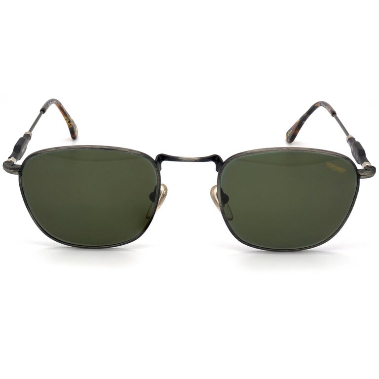 Top Gun square vintage sunglasses, Italy 90s For Sale at 1stDibs display picture 3