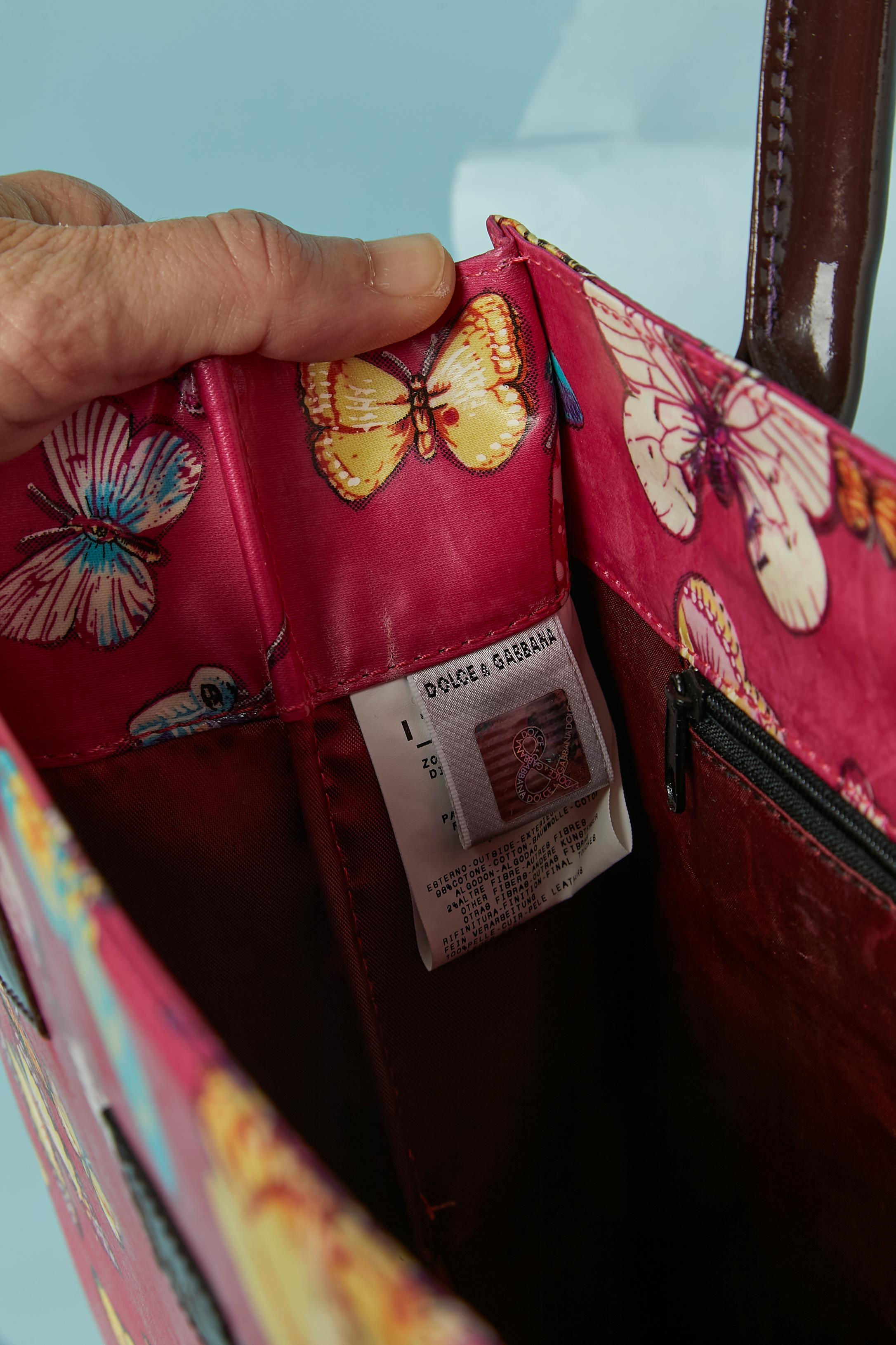 Borsa con manico superiore in cotone spalmato con stampa di farfalle D&G by DOLCE & GABBANA in vendita 2