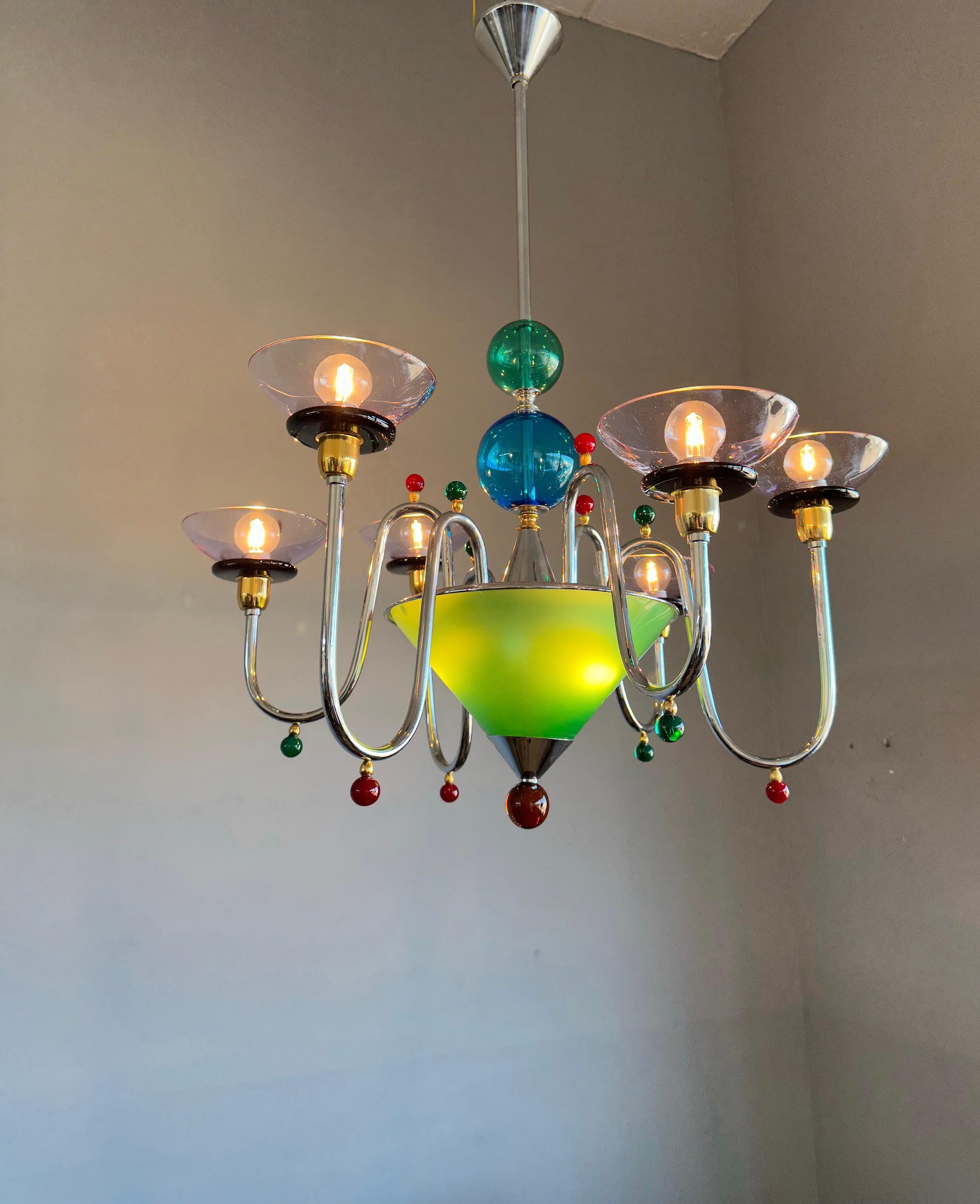 Top Murano Art Glass 8-Light Multi Color Chandelier in the Style of Gio Ponti For Sale 3