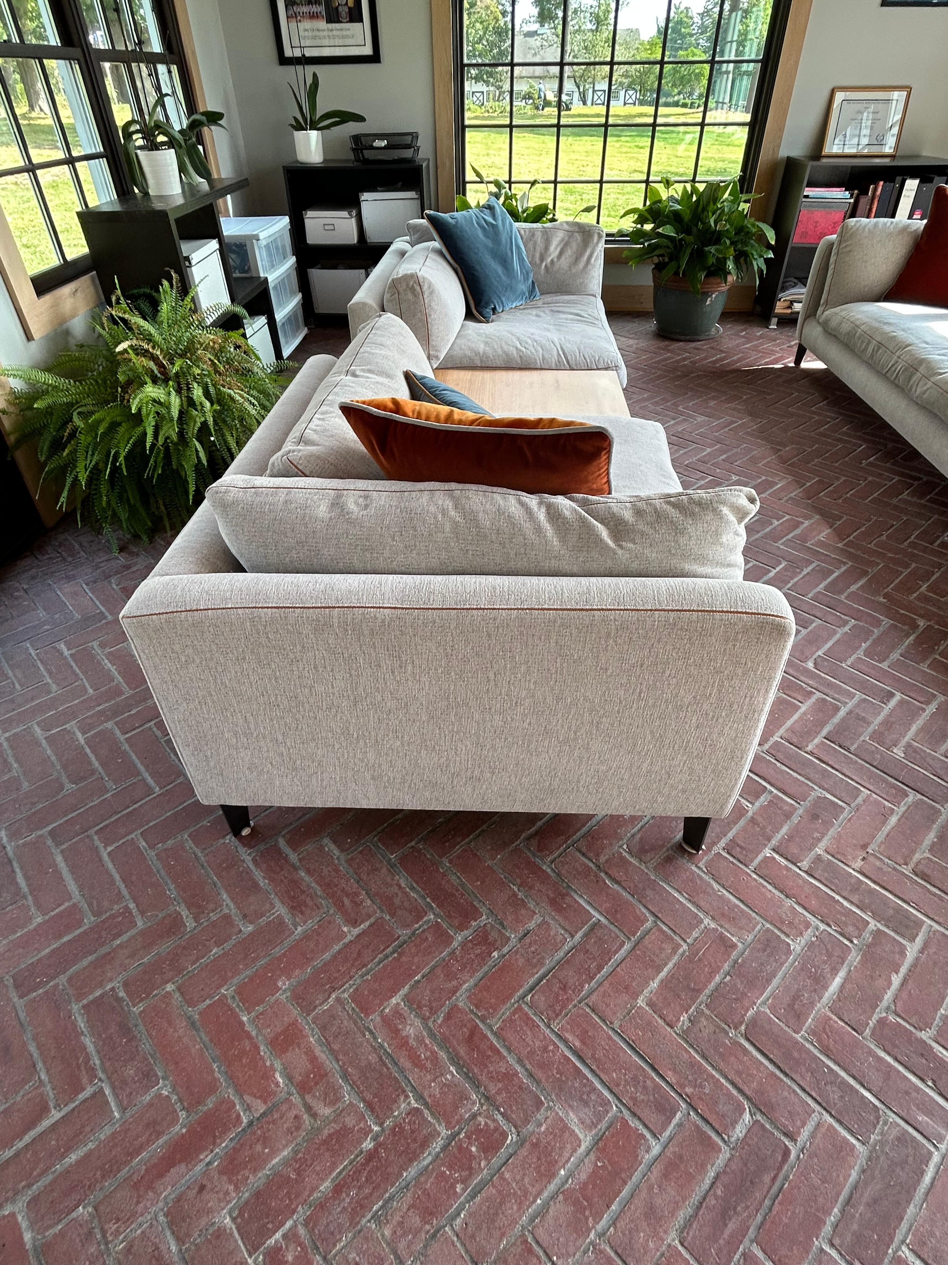 Sofá Montauk personalizado de alta gama Sofá Harris de felpa de 3 metros de largo Estadounidense en venta