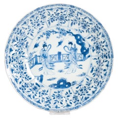 Qualità superiore 1720 Antico piatto di porcellana cinese periodo Kangxi con donne
