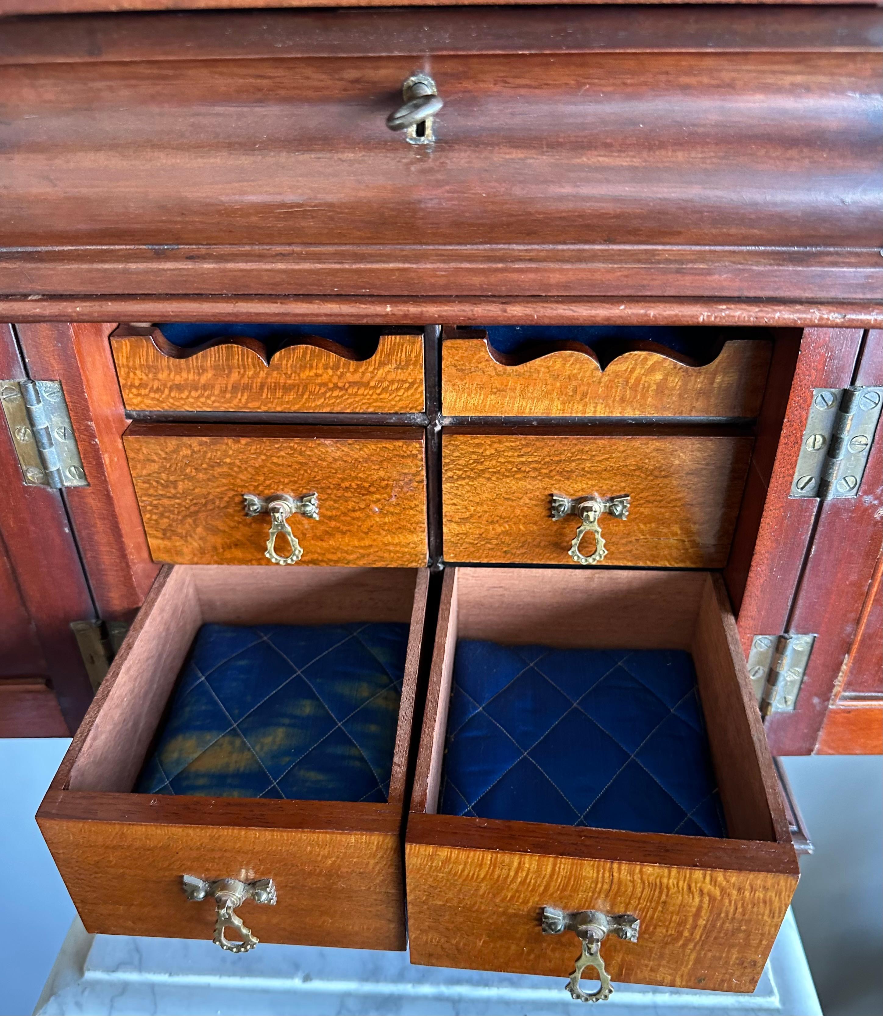 Top Quality 19th Century Jewelry, Treasure Box, Cabinet w Drawers & Mirror Doors For Sale 13