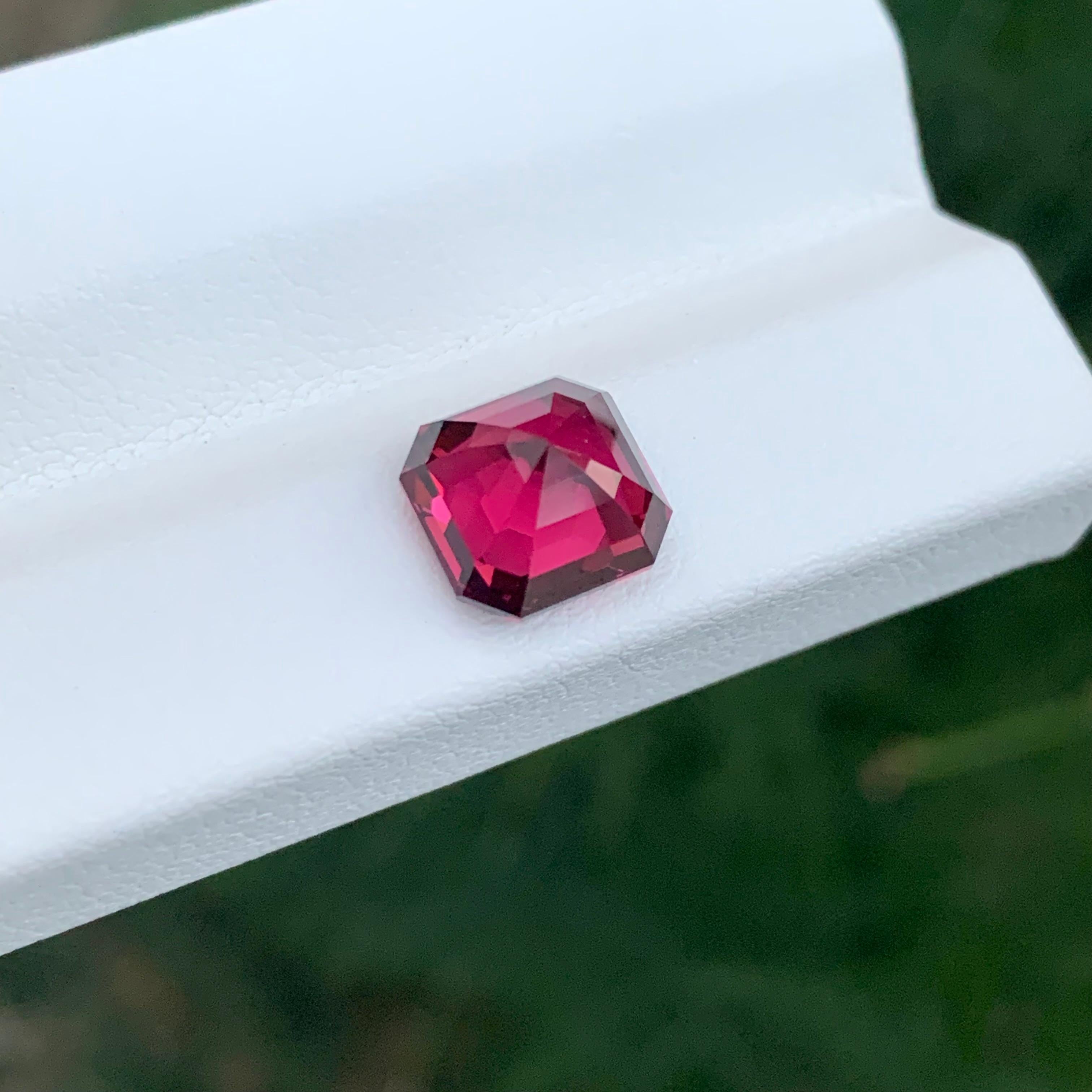 Top Qualität 3,70 Karat Natürliche Lose Rhodolith Granat Asscher Form Edelstein im Angebot 1