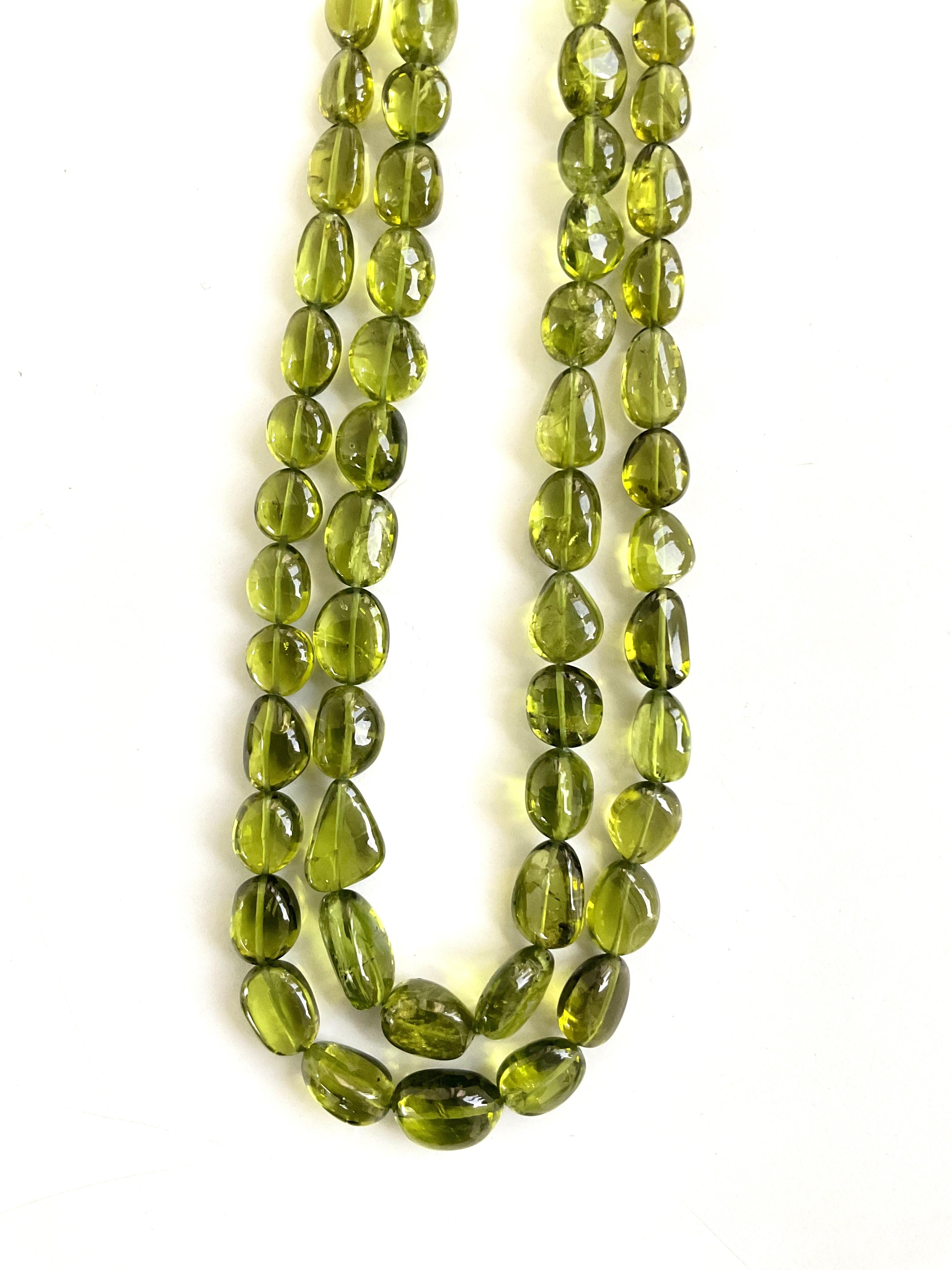 Women's or Men's Top Quality 387.70 Carats Peridot Plain Tumbled Natural Gemstone Necklace For Sale