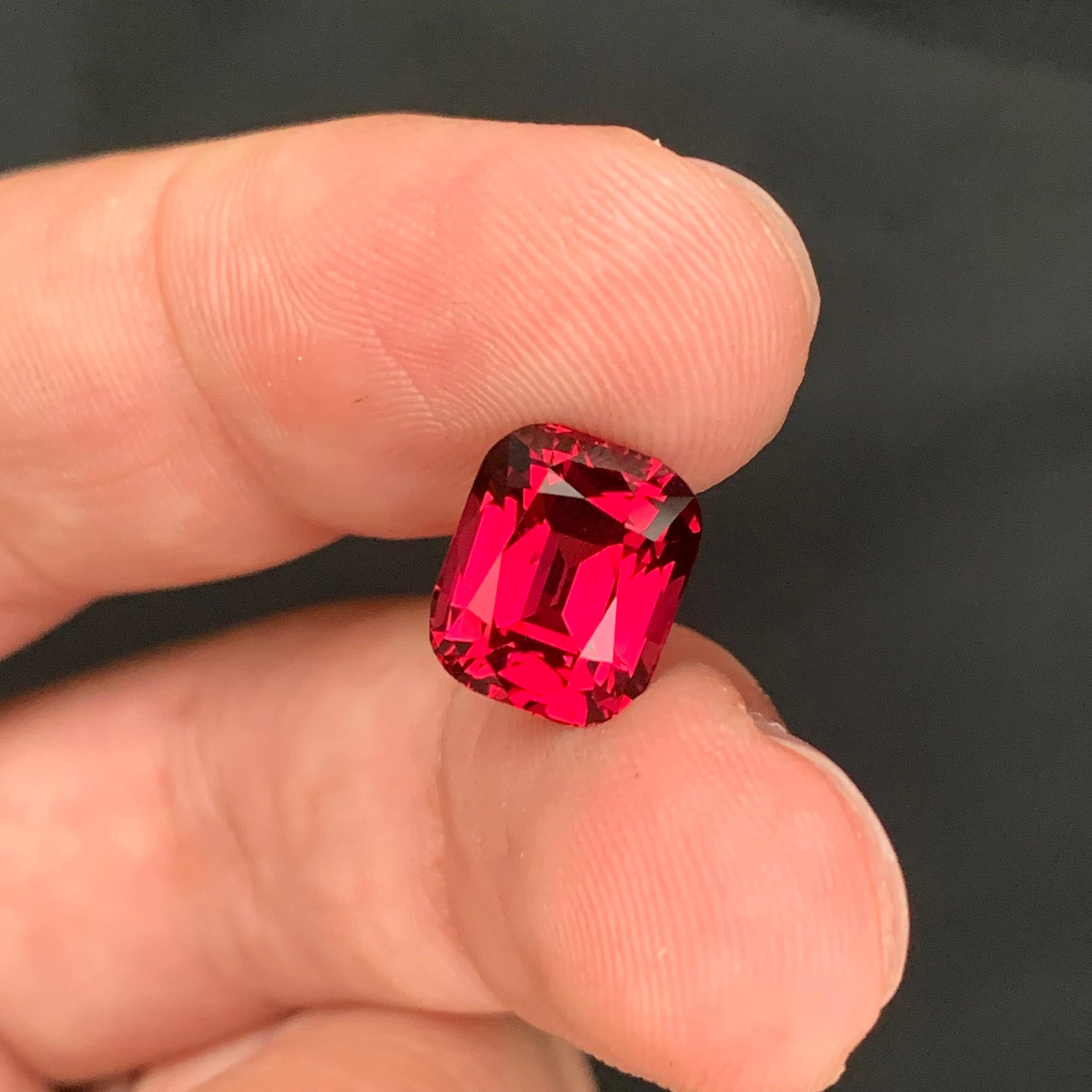 Top Quality 5.65 Carat Natural Loose Rhodolite Garnet Gemstone Loupe Clean 2