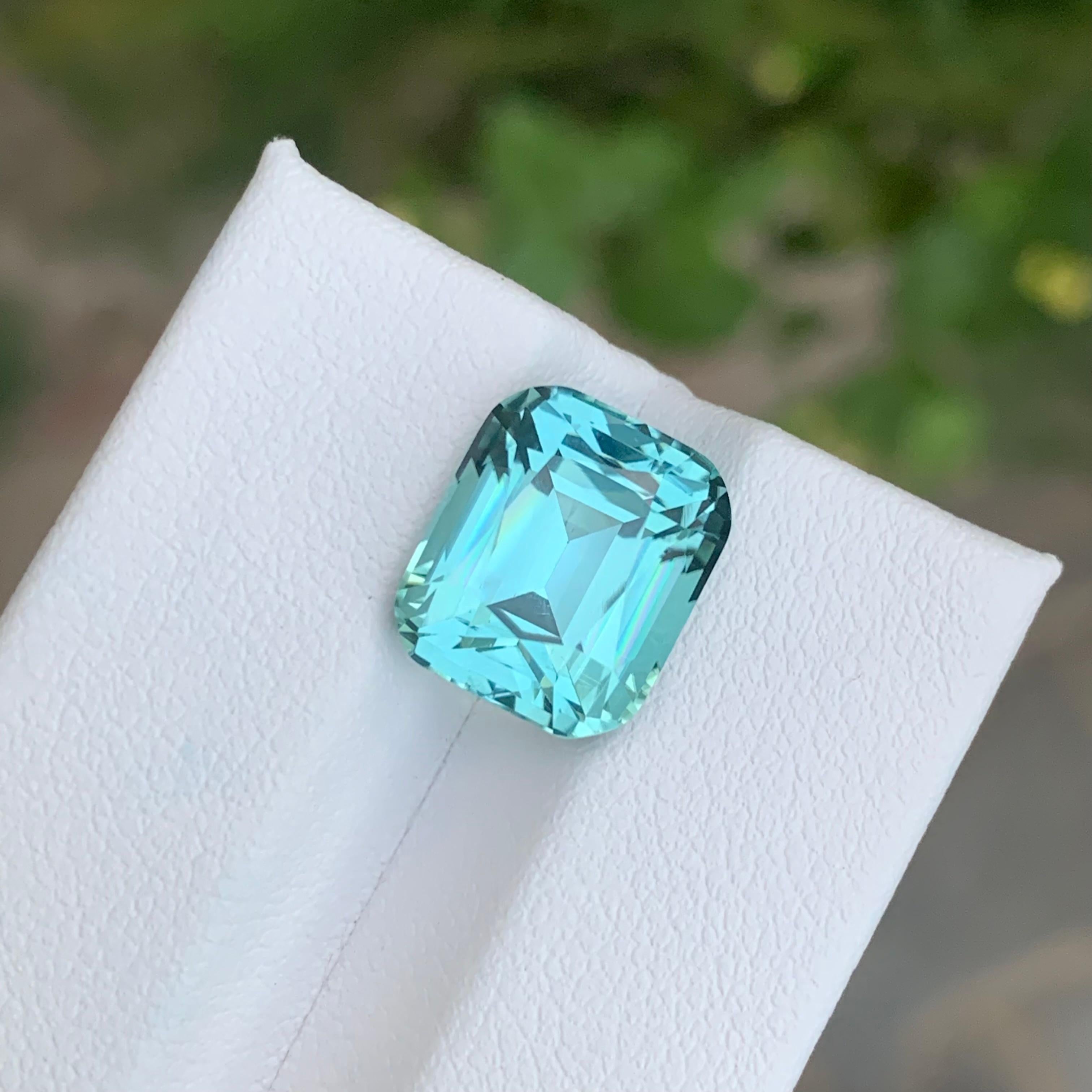 Top Quality 7.40 Carat Natural Loose Seafoam Tourmaline Cushion Shape Gemstone For Sale 4