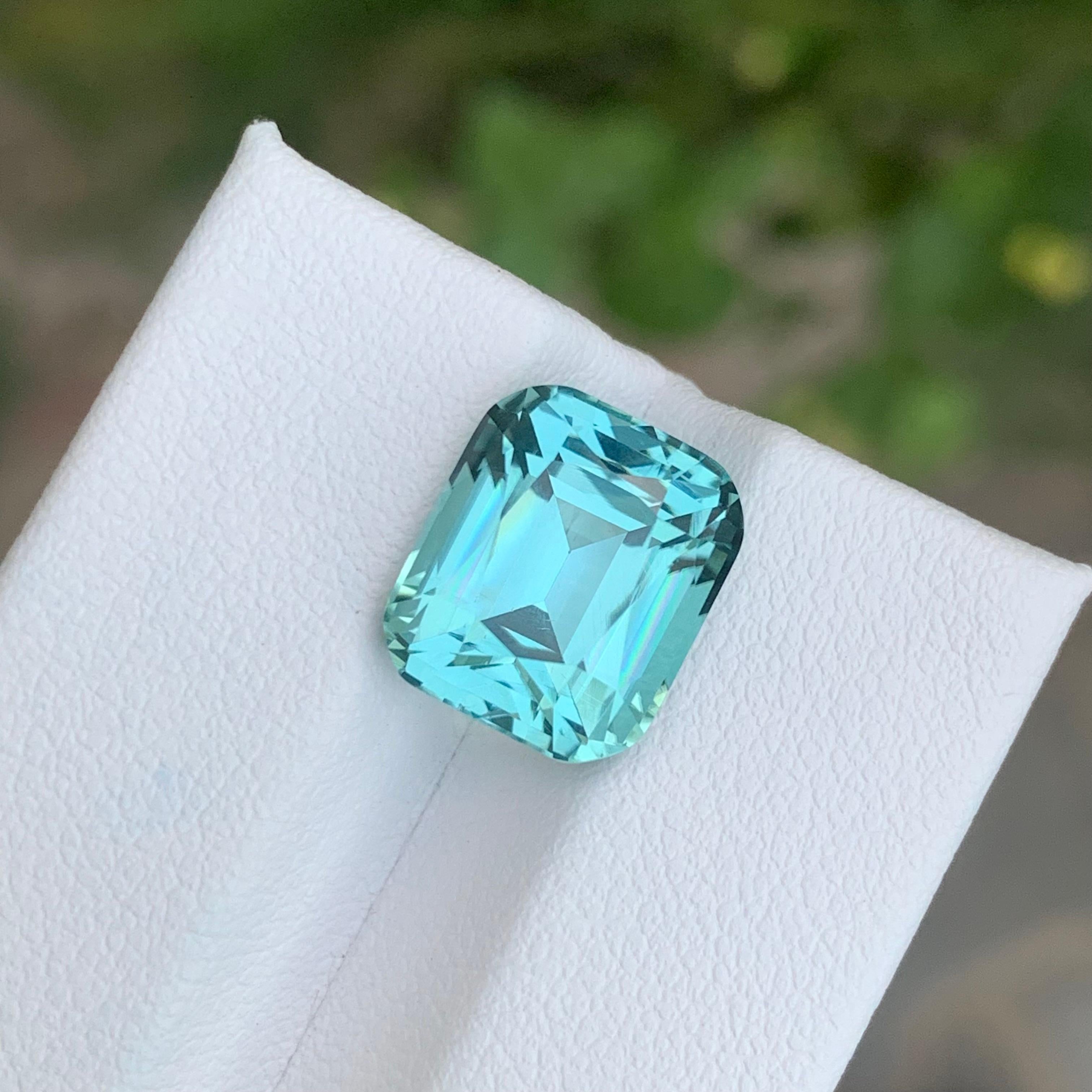 Top Quality 7.40 Carat Natural Loose Seafoam Tourmaline Cushion Shape Gemstone For Sale 3