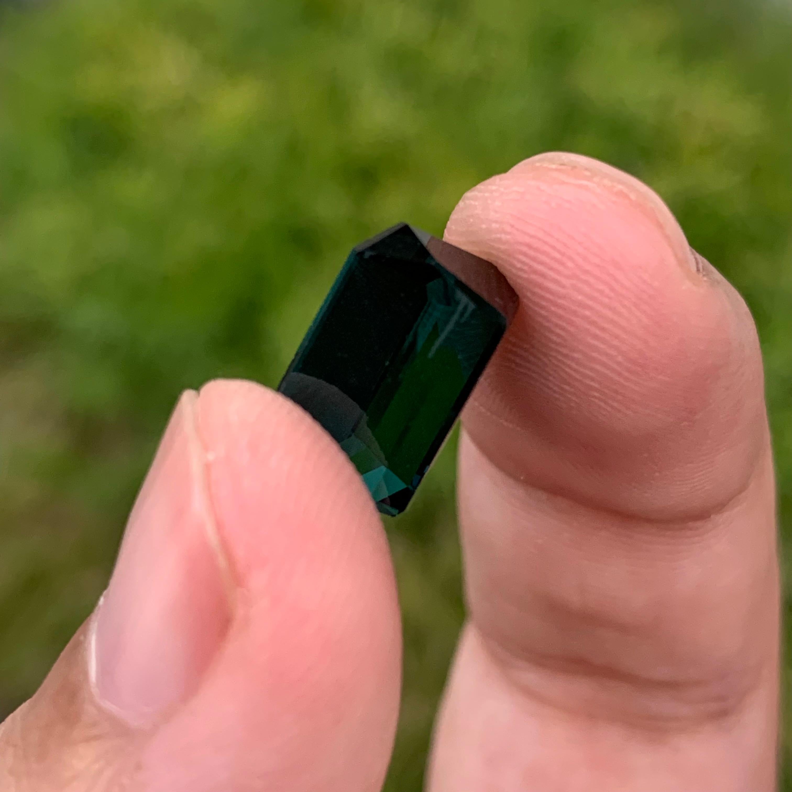 Gemma di Indicolite tormalina sciolta naturale di 9,35 carati di alta qualità in vendita 2