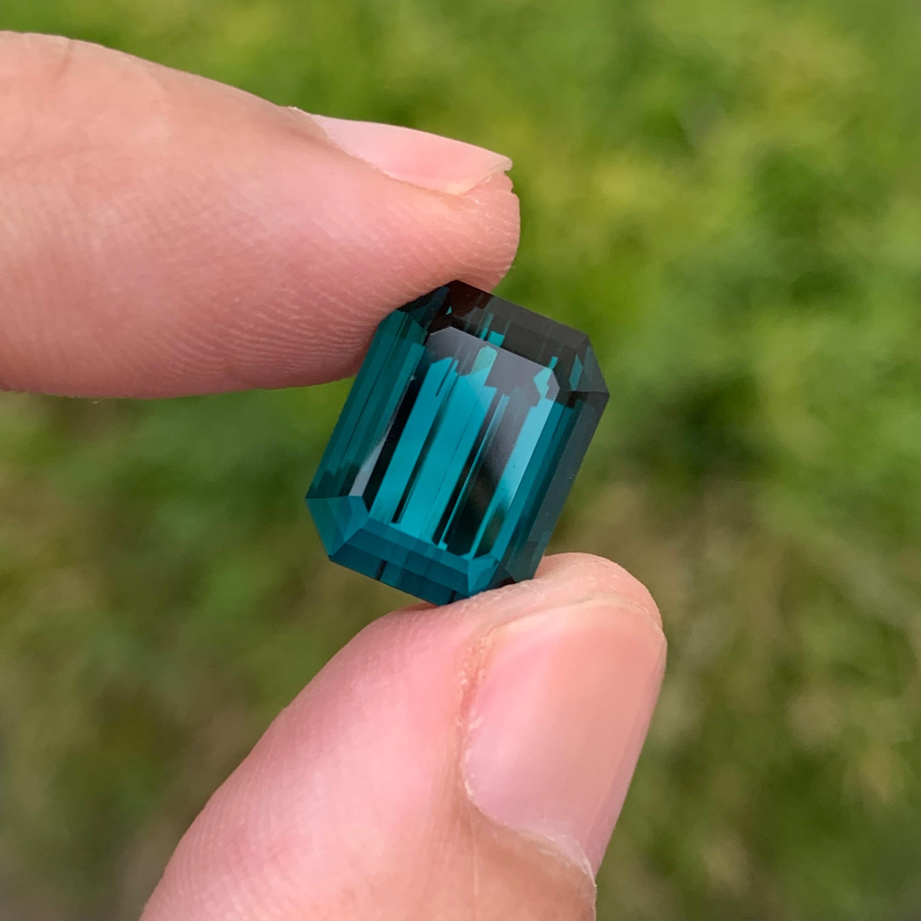 Gemma di Indicolite tormalina sciolta naturale di 9,35 carati di alta qualità in vendita 3