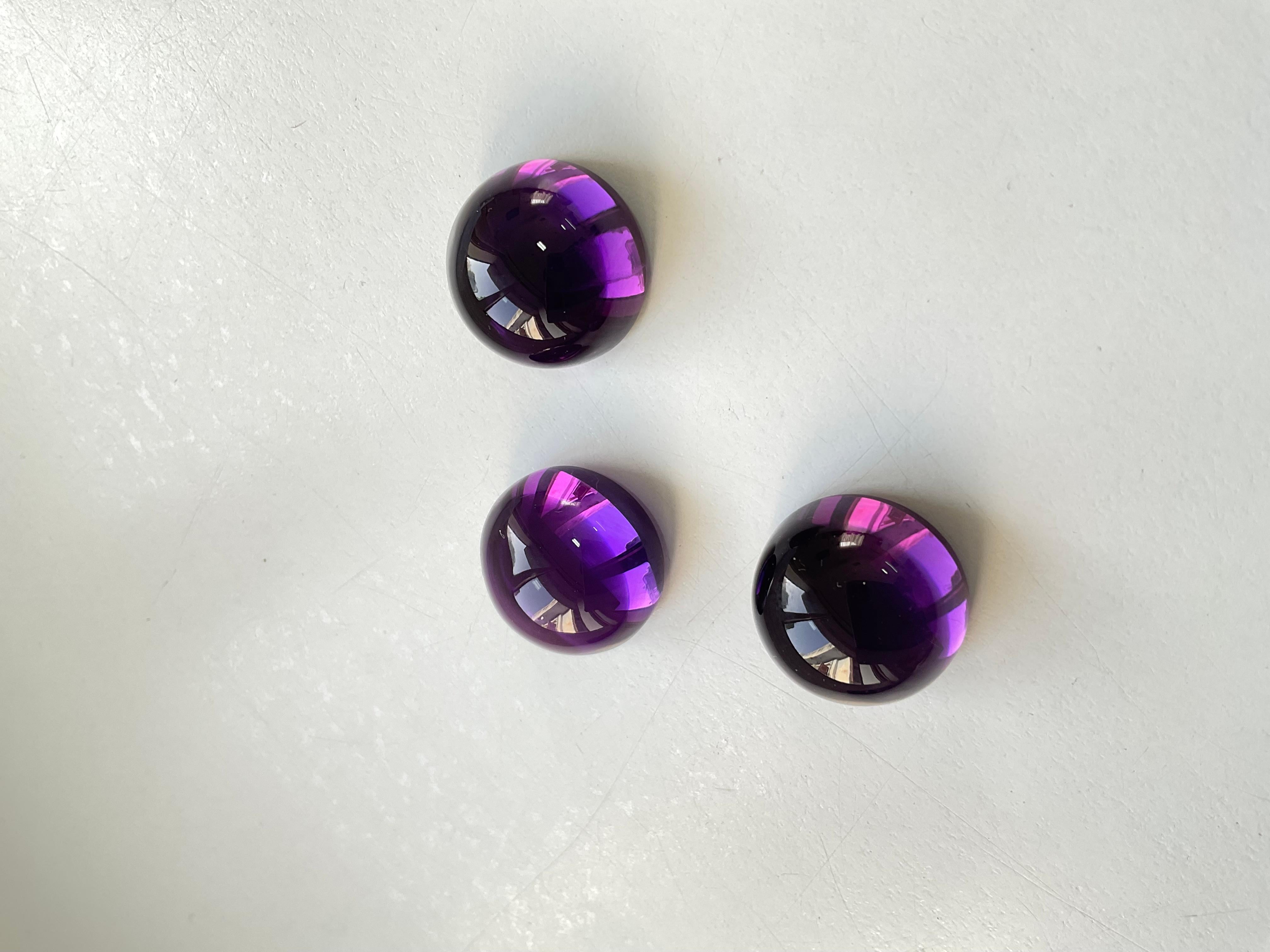 round amethyst stone