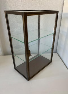 Antiker Vitrinenschrank aus Messing und Glas in Top-Qualität für Rolex / Schmuckkollektion