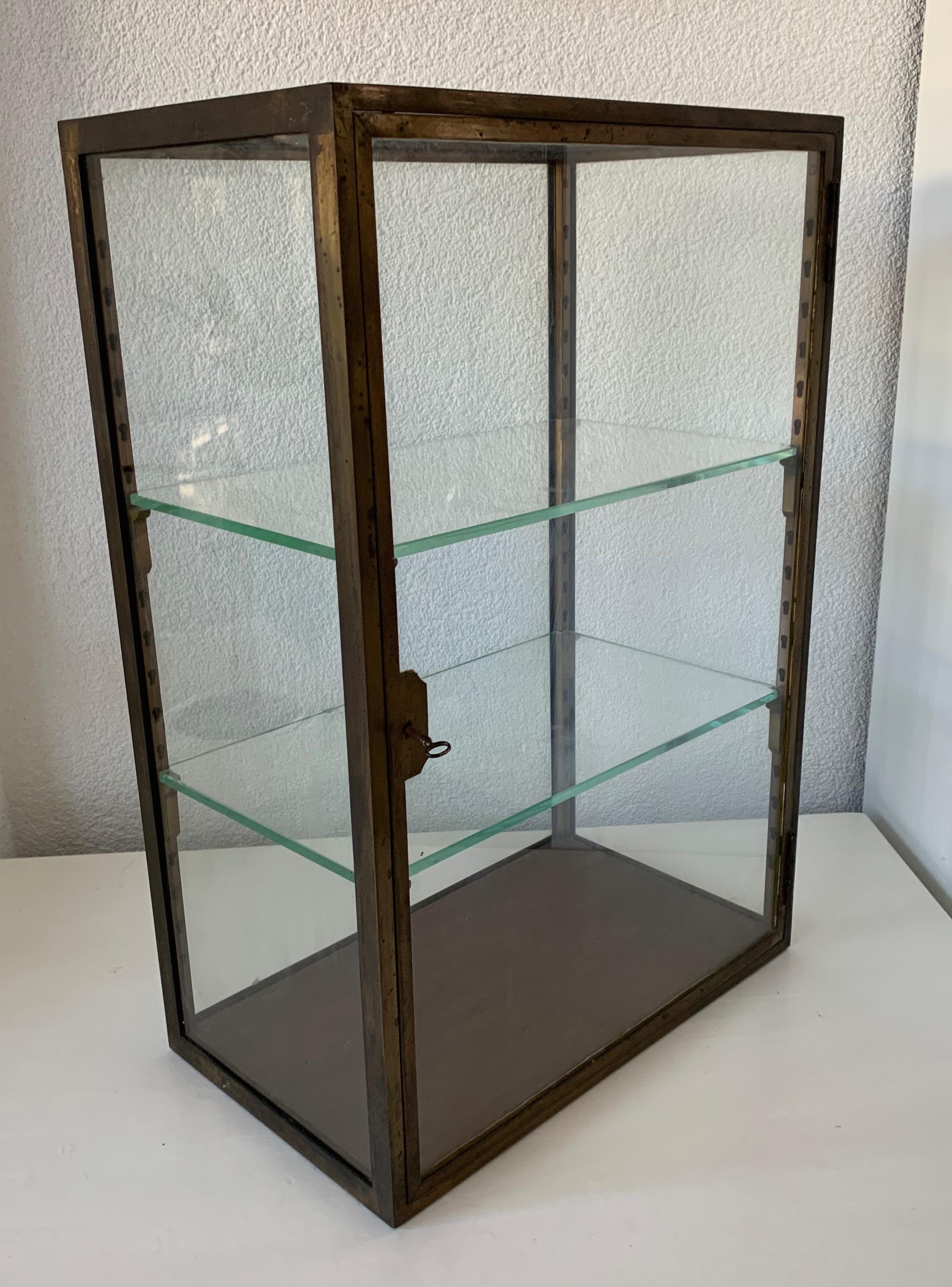 jewelry display cabinets