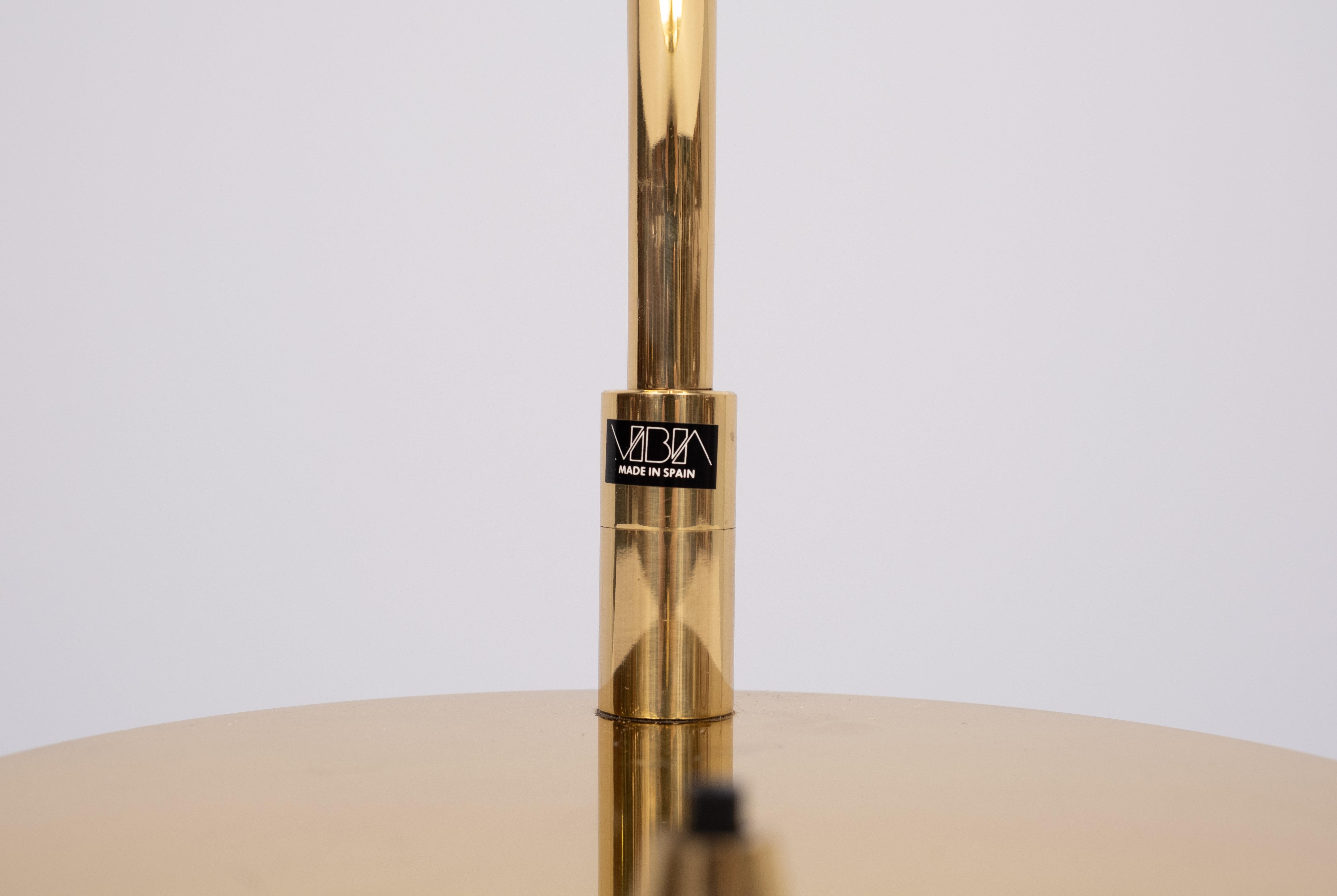 Fin du 20e siècle Lampe de bureau en laiton de qualité supérieure par Vibia Espagne  1980s en vente