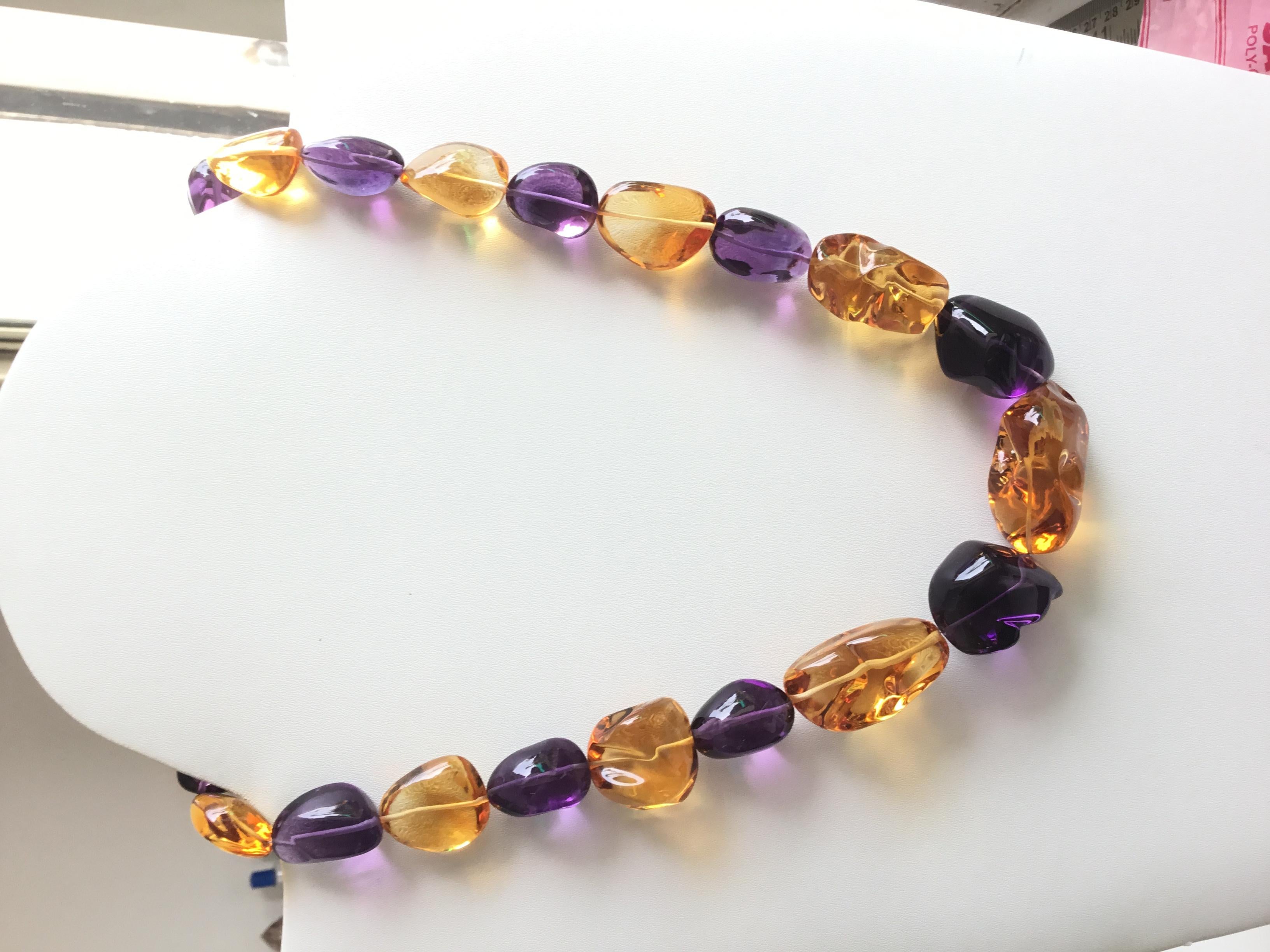 Top Quality Citrine & Amethyst Plain Tumbled Natural Gemstone Necklace For Sale 2