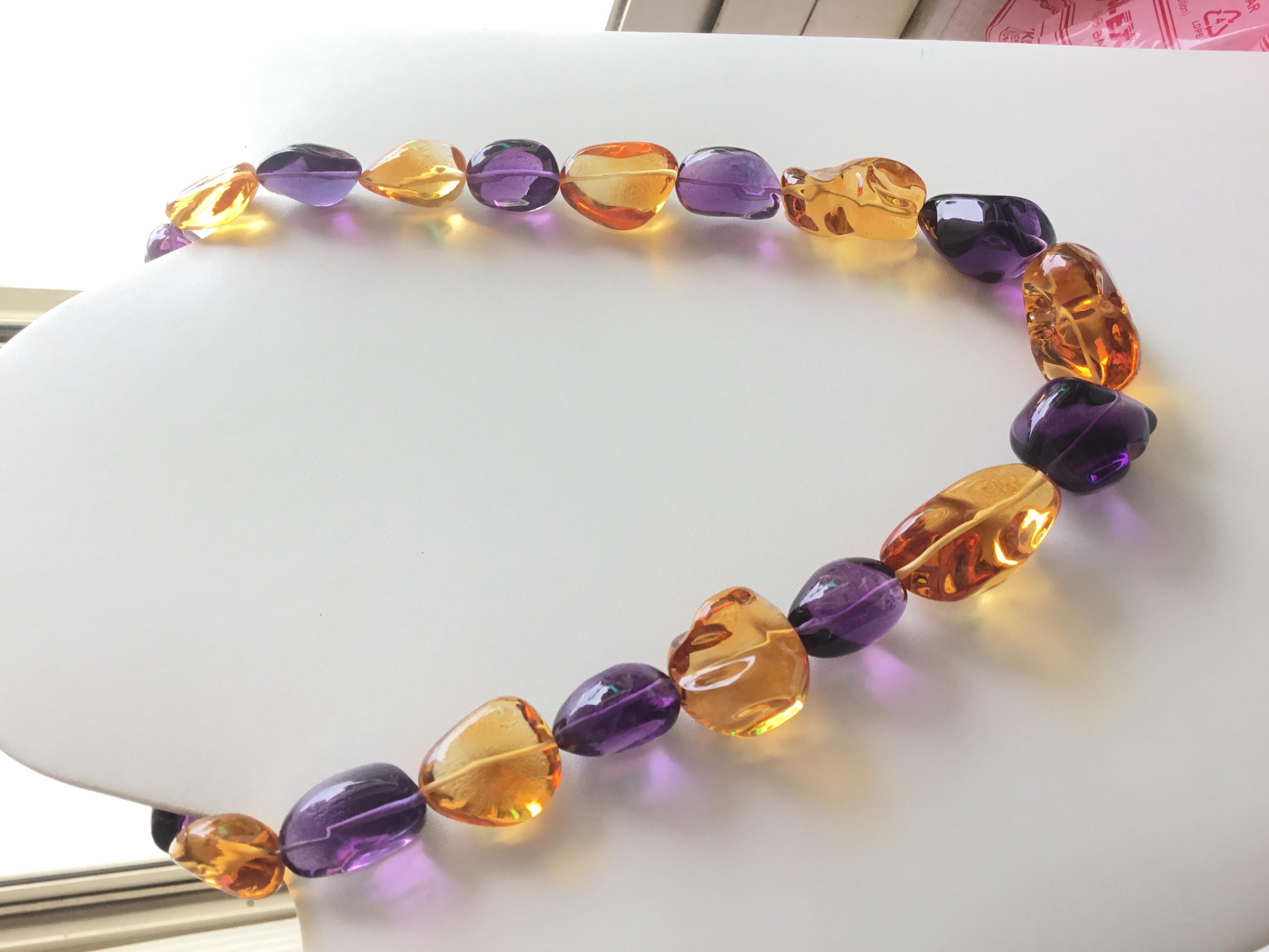 Top Quality Citrine & Amethyst Plain Tumbled Natural Gemstone Necklace For Sale 3