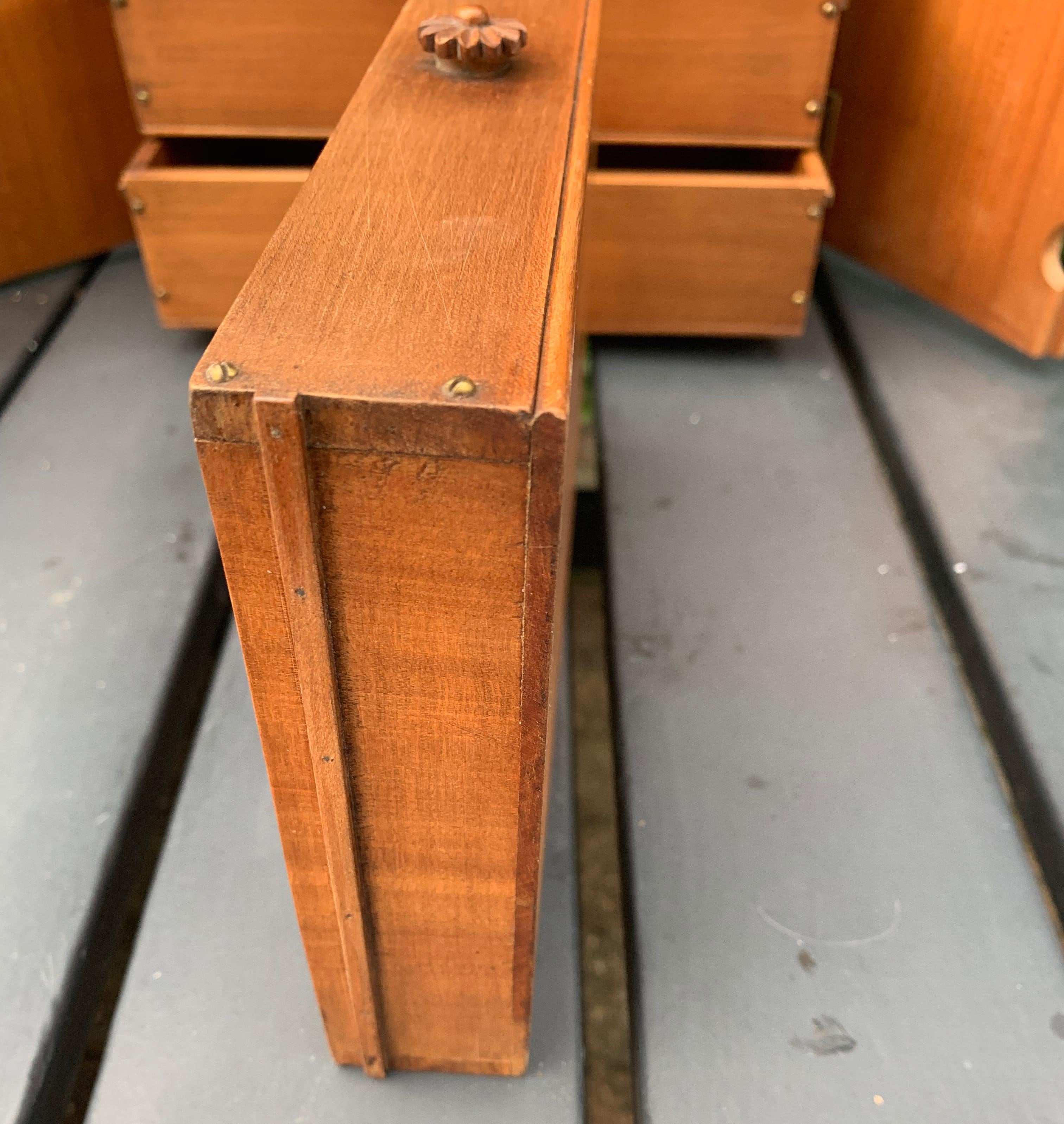 Top Quality Early 1900s Miniature Arts and Crafts Drawers Cabinet, Chestnut Leaf 13