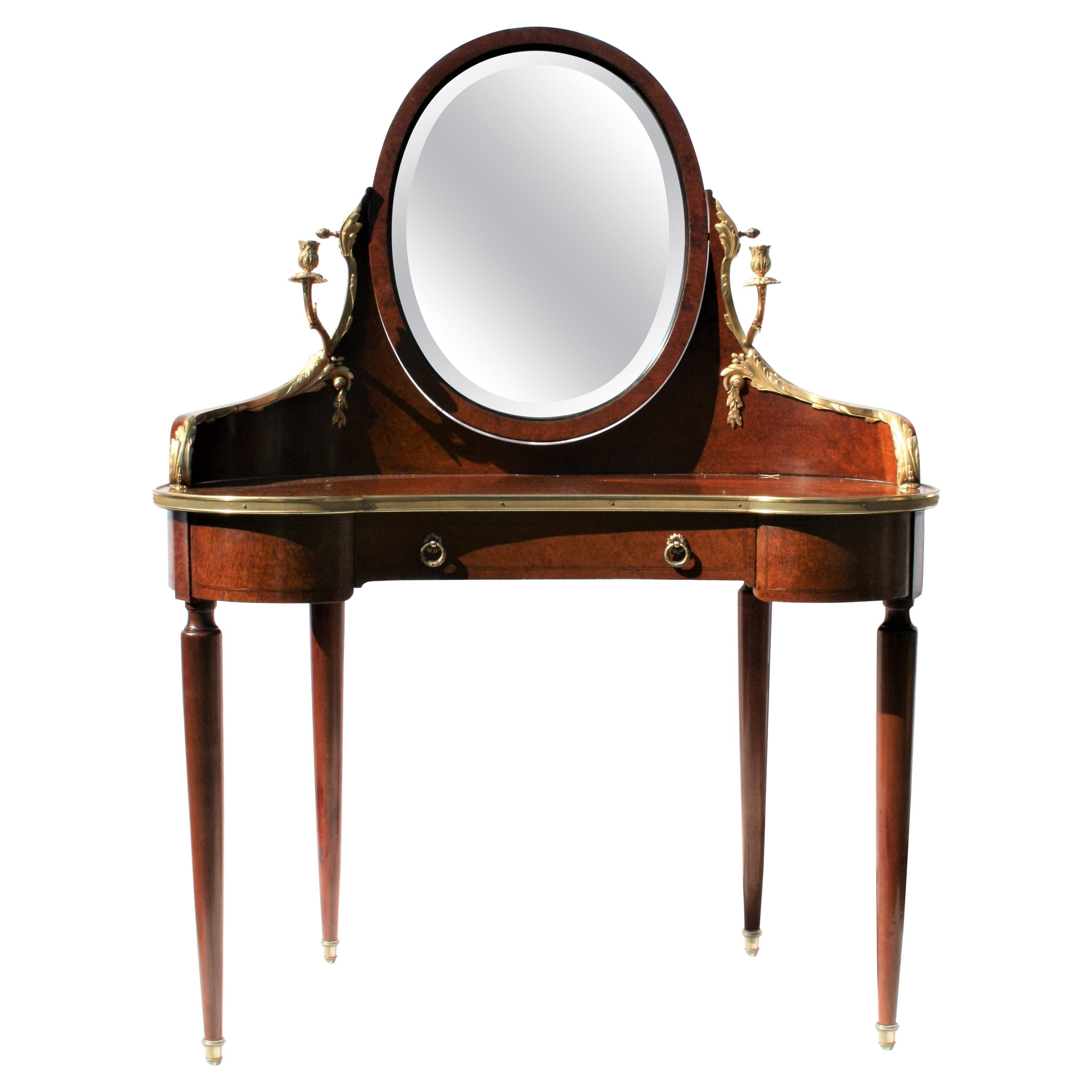 Top Quality French Amboyna Dressing Table
