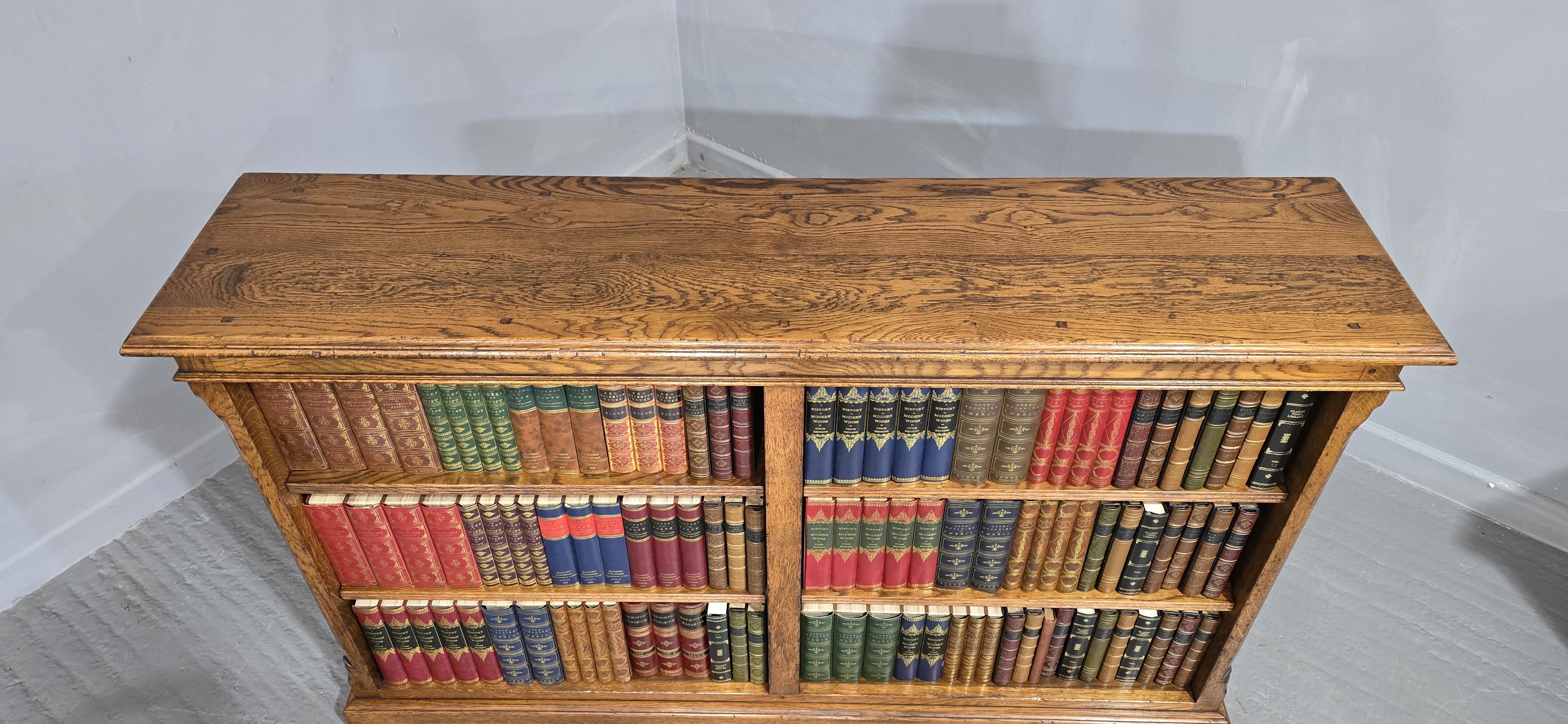 Top Quality Golden Oak Open Library Bookcase In Good Condition For Sale In Swadlincote, GB