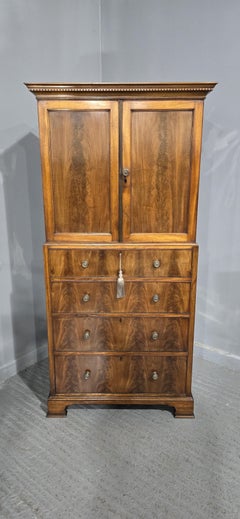 Top Quality Mahogany Linen Press of Small Proportions