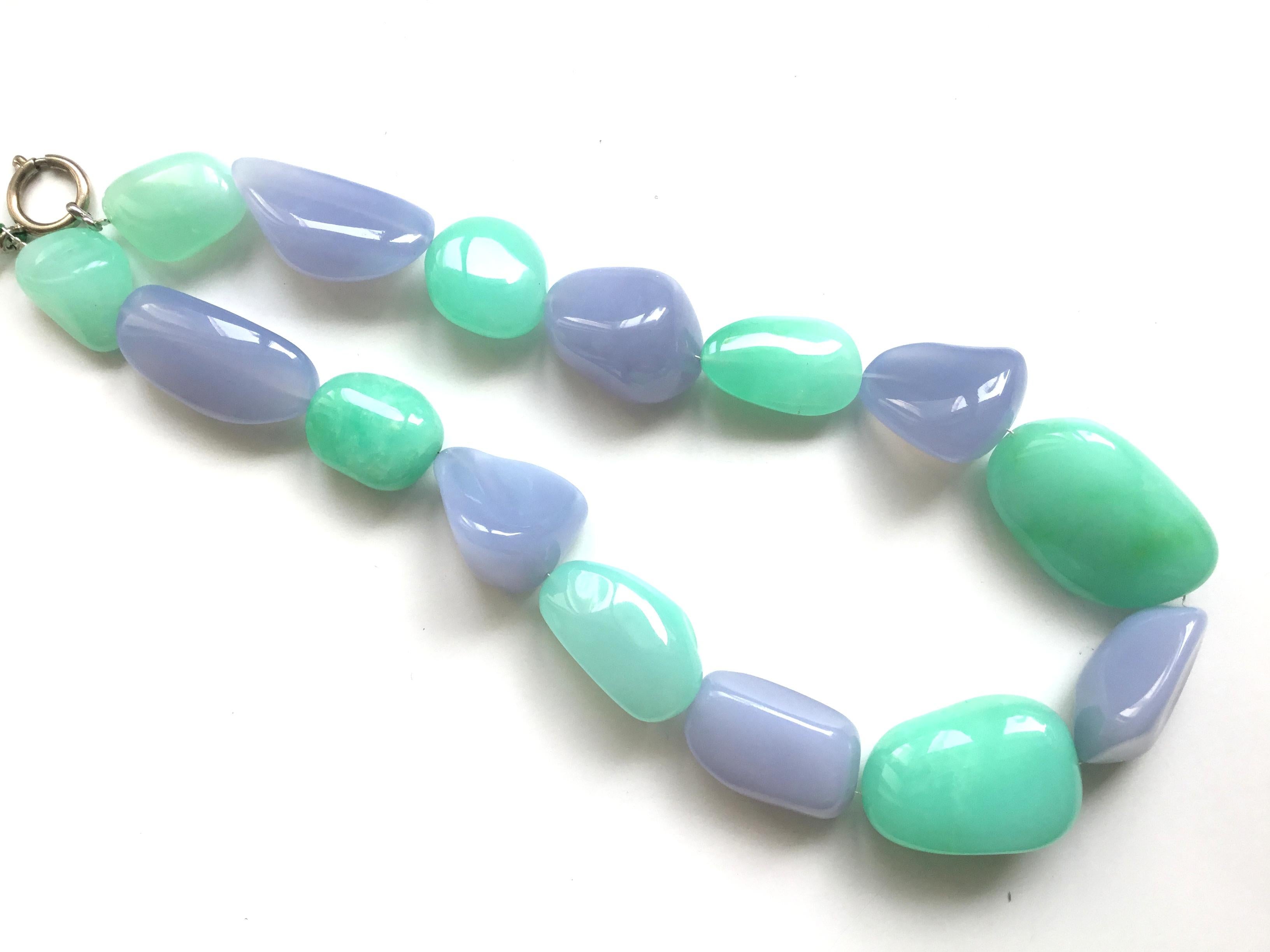 Women's or Men's Top Quality Mix Chalcedoney & Chrysoprase Tumbled Natural Gemstone Necklace For Sale
