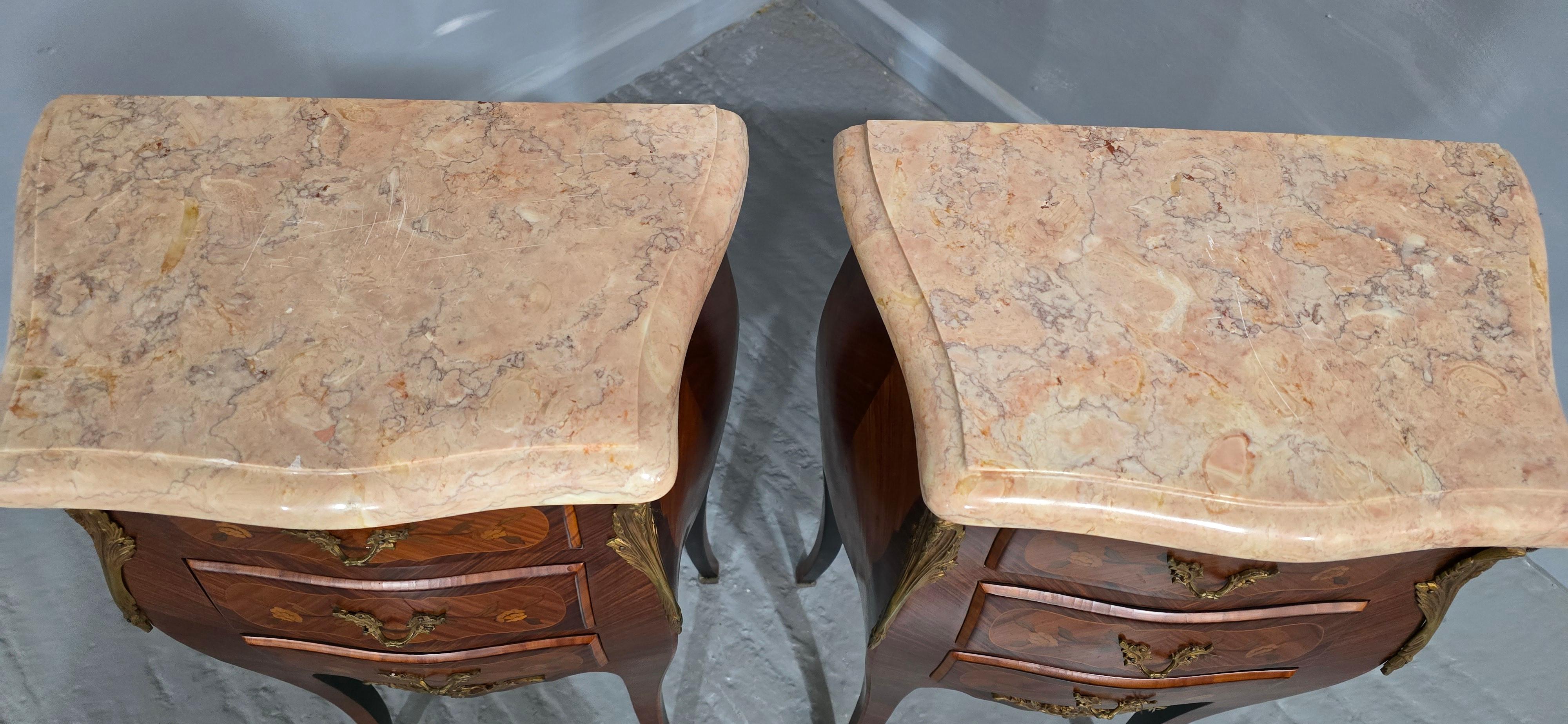 Top Quality Pair French Bedside Lamp Chests of Drawers For Sale 4