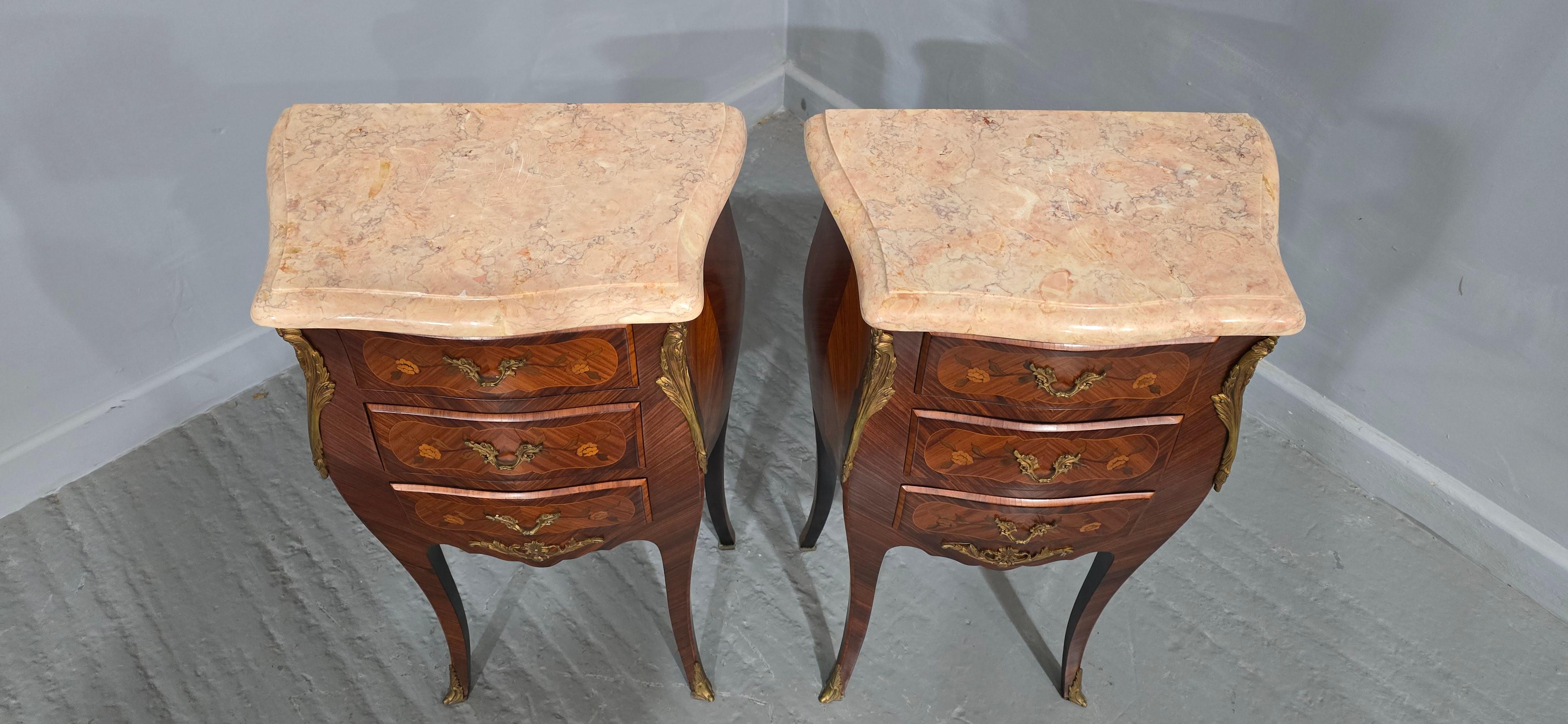 Veneer Top Quality Pair French Bedside Lamp Chests of Drawers For Sale