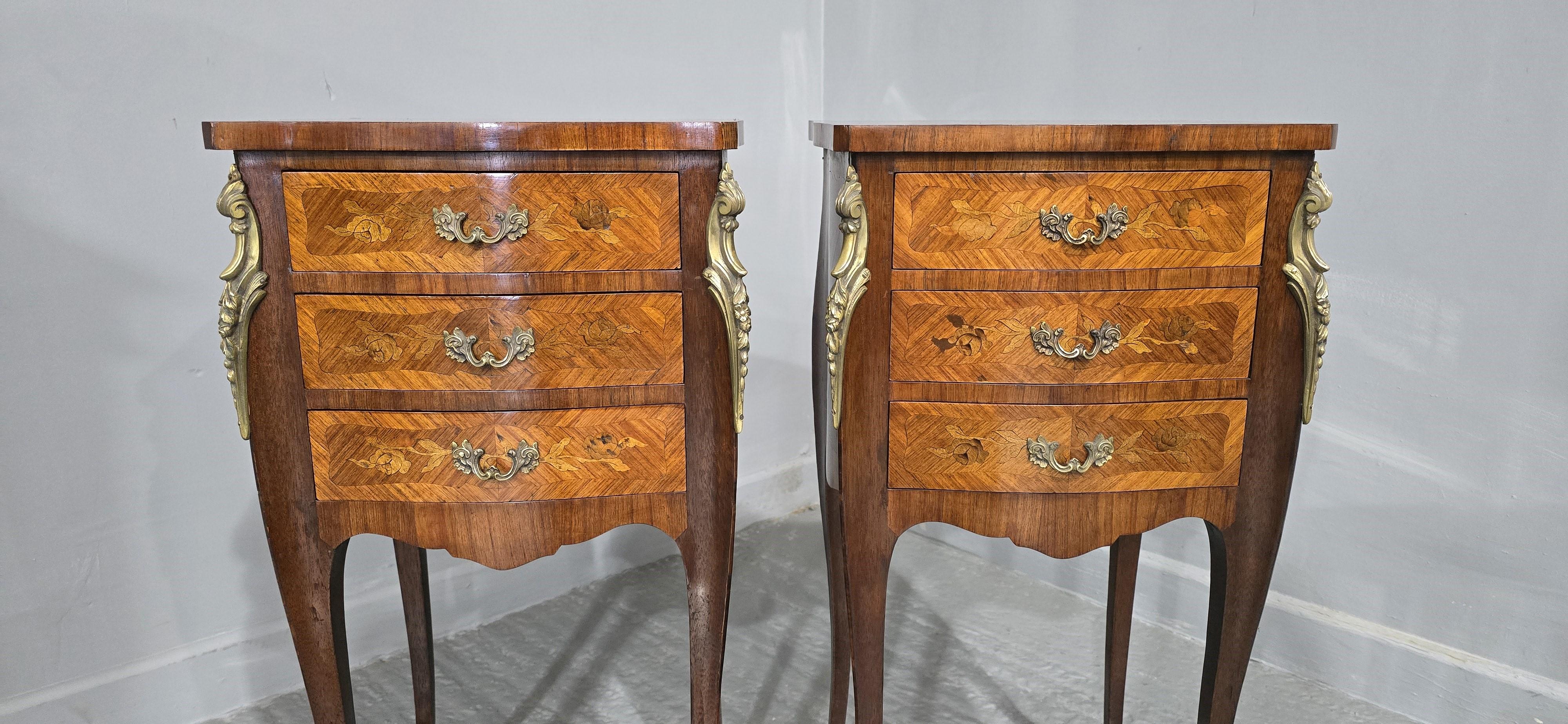 Marqueterie Paire de lampes de chevet françaises de qualité supérieure en vente