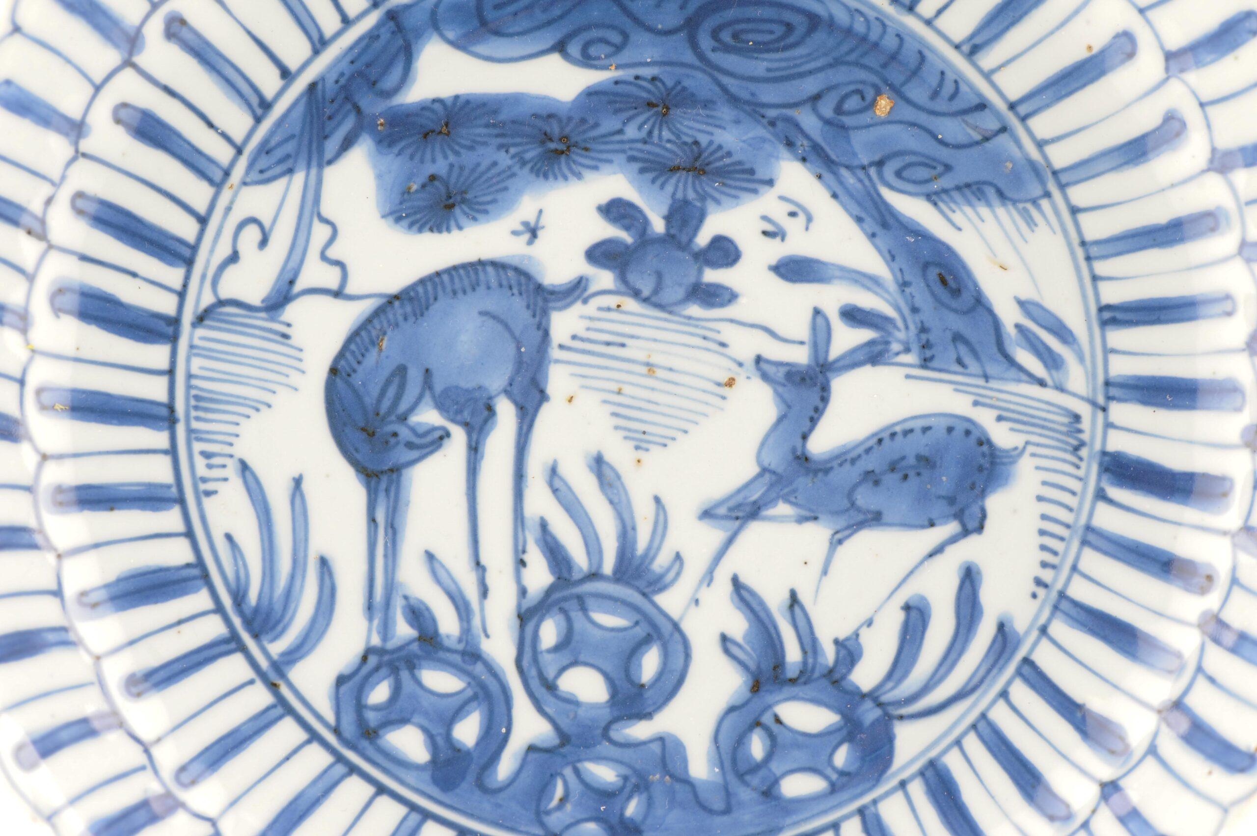 Assiette Kraak Wanli en porcelaine chinoise ancienne de la période Ming de qualité supérieure en vente 1