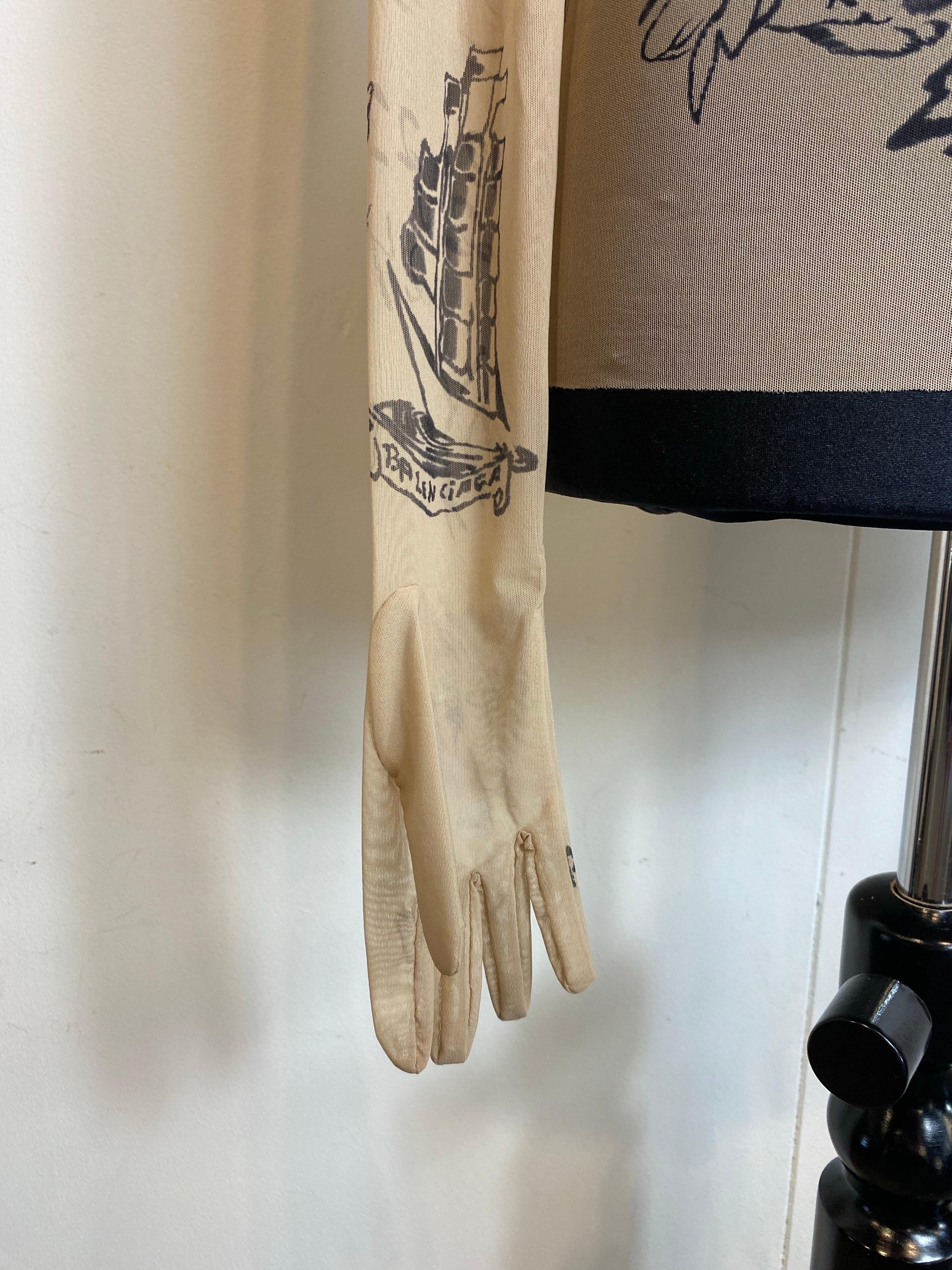 Tatuaje superior Balenciaga. en venta 8