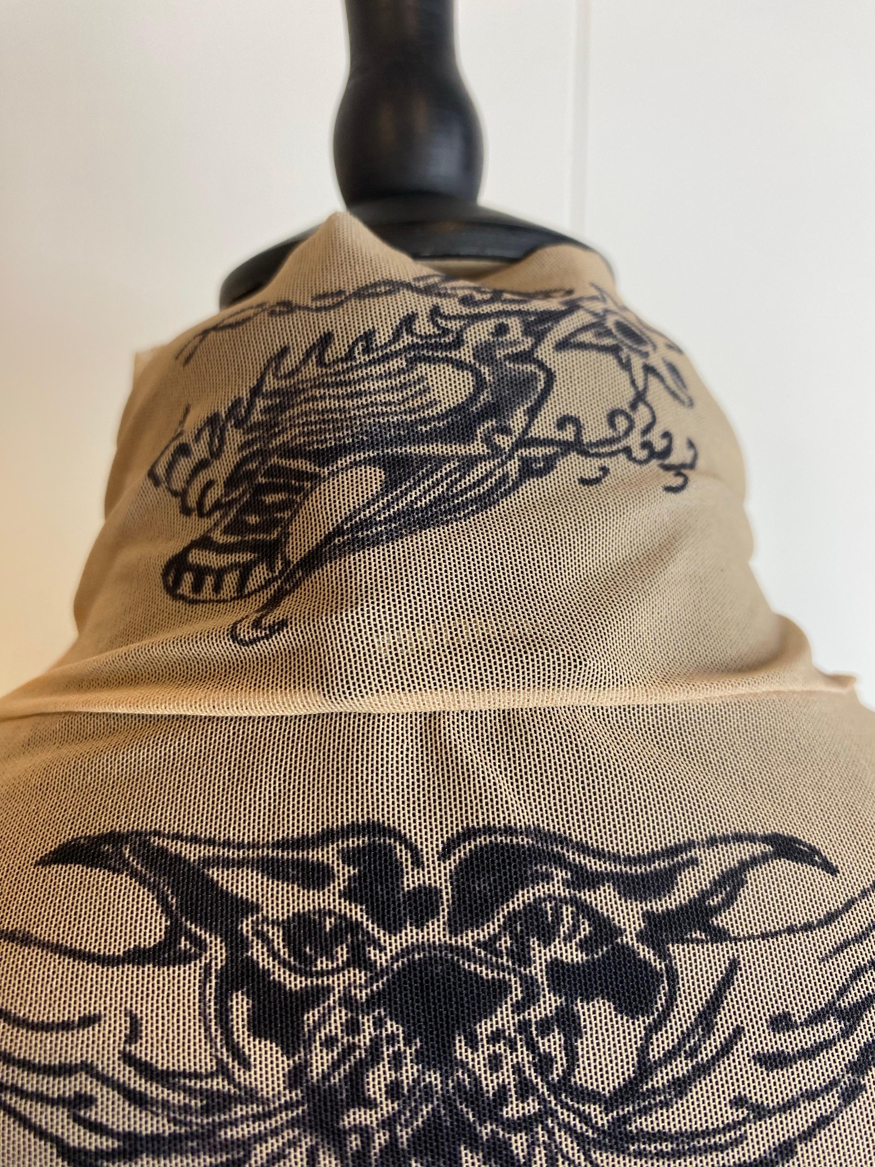 Tatuaje superior Balenciaga. en venta 2