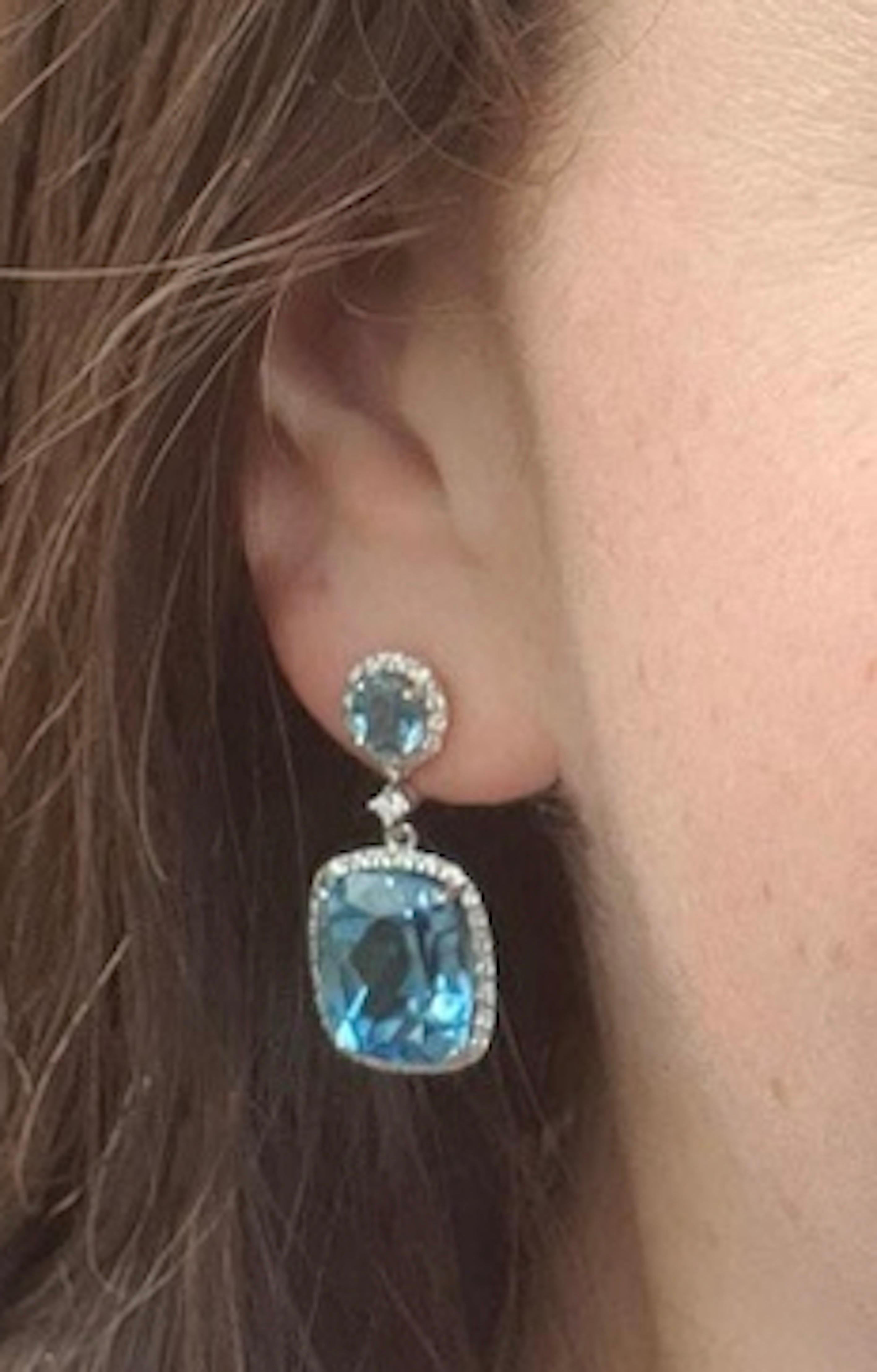 Topaz and diamonds art deco drop earrings 18k white gold For Sale 1